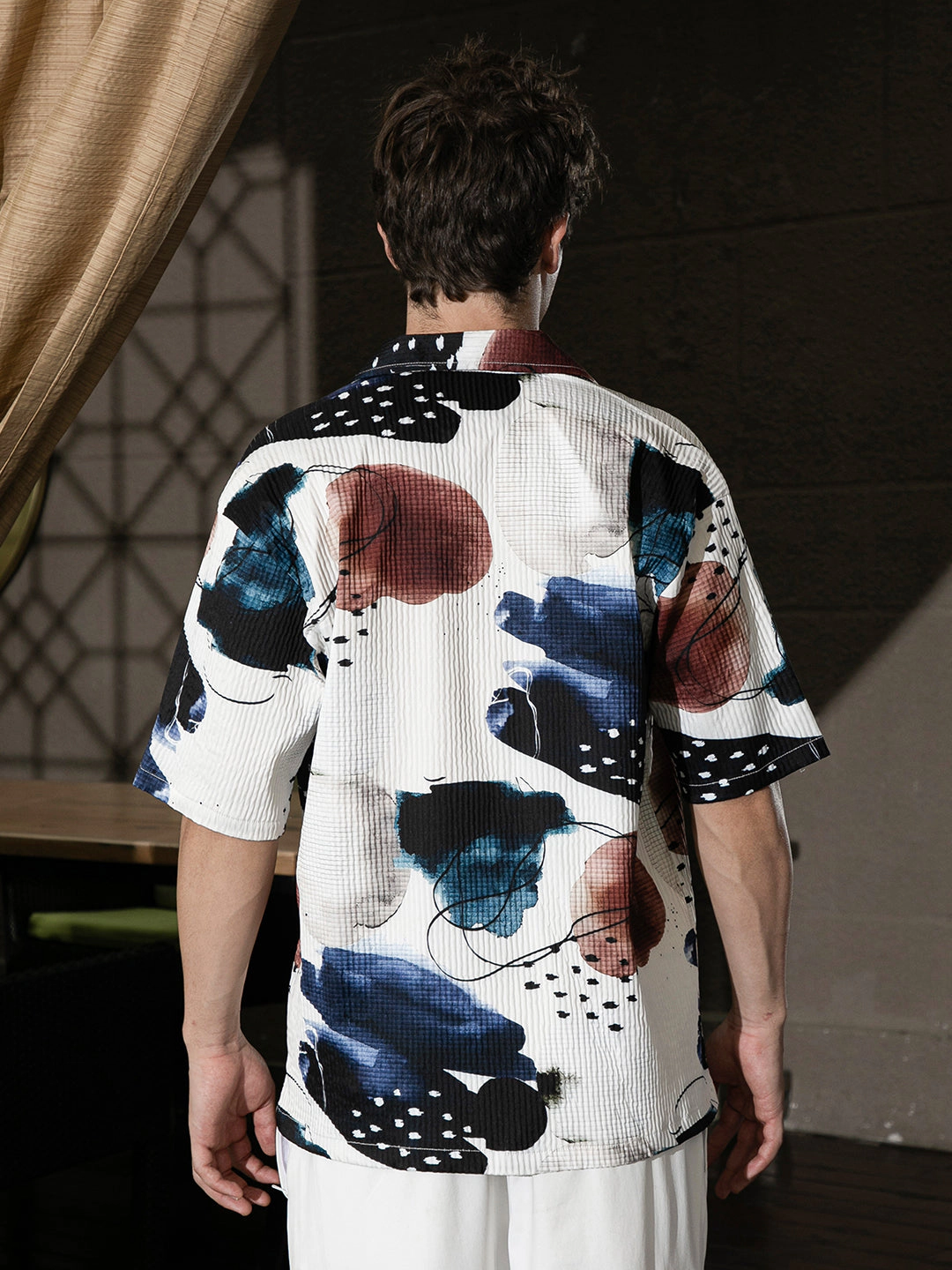 Campus Sutra Men's Abstract Blob Oversized Shirt