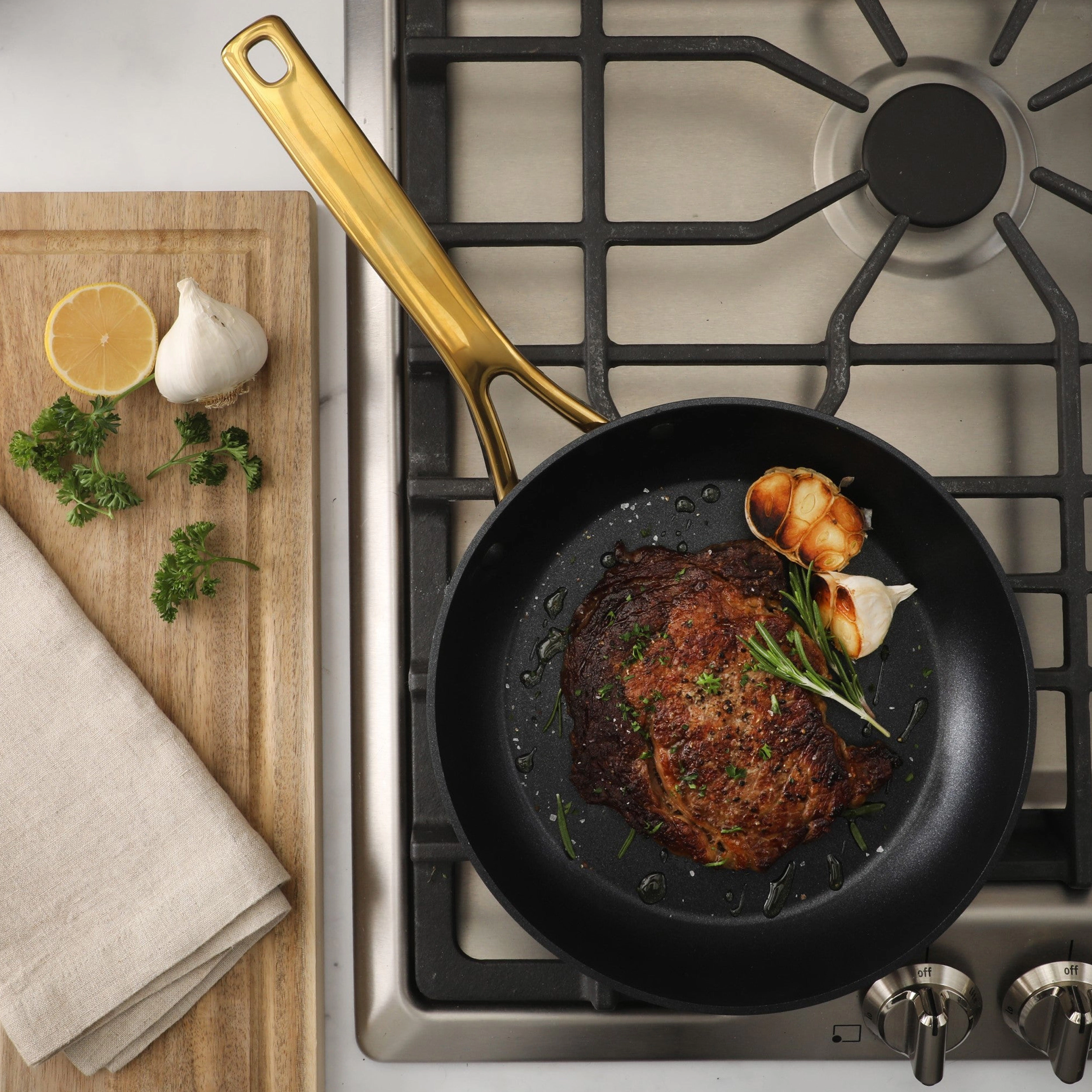 Oster Abbottsford 11 Inch Nonstick Aluminum Frying Pan in Black