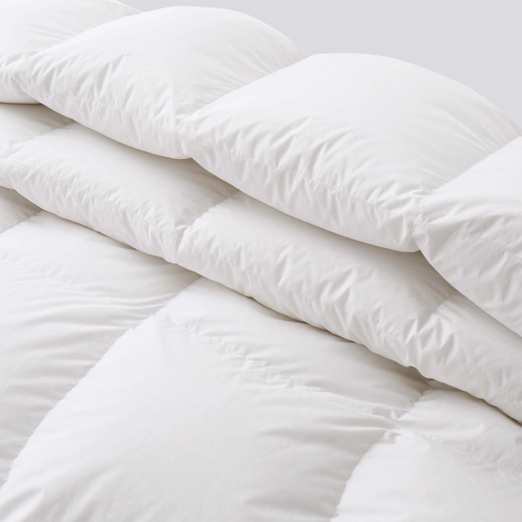 Unikome 800 Fill Power 90% White Goose Down Comforter with Cotton Cover, Baffle Box Construction Made in Germany