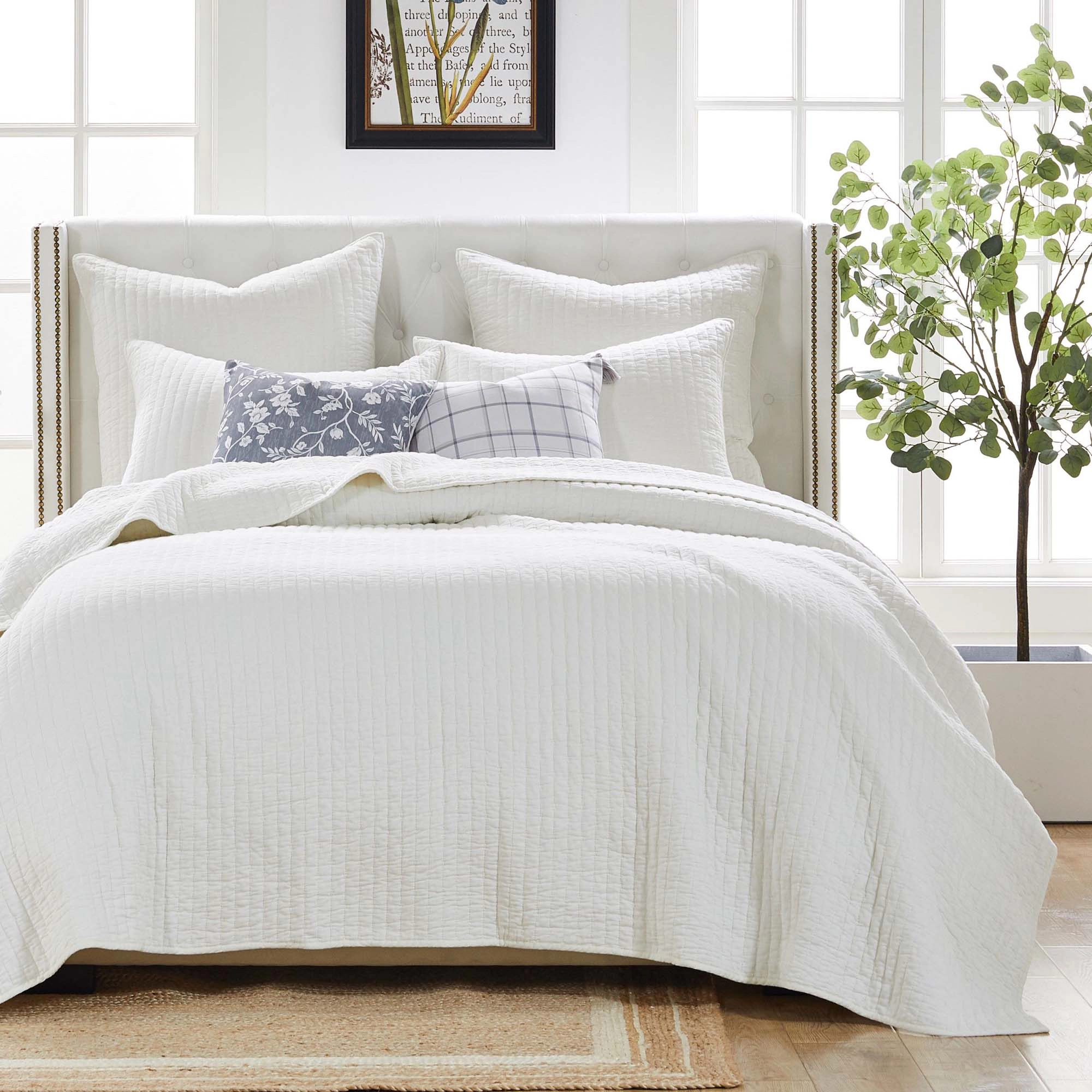 Greenland Home Fashions Monterrey Finely Stitched Quilt Set Classic Solid Color Style 3 Piece