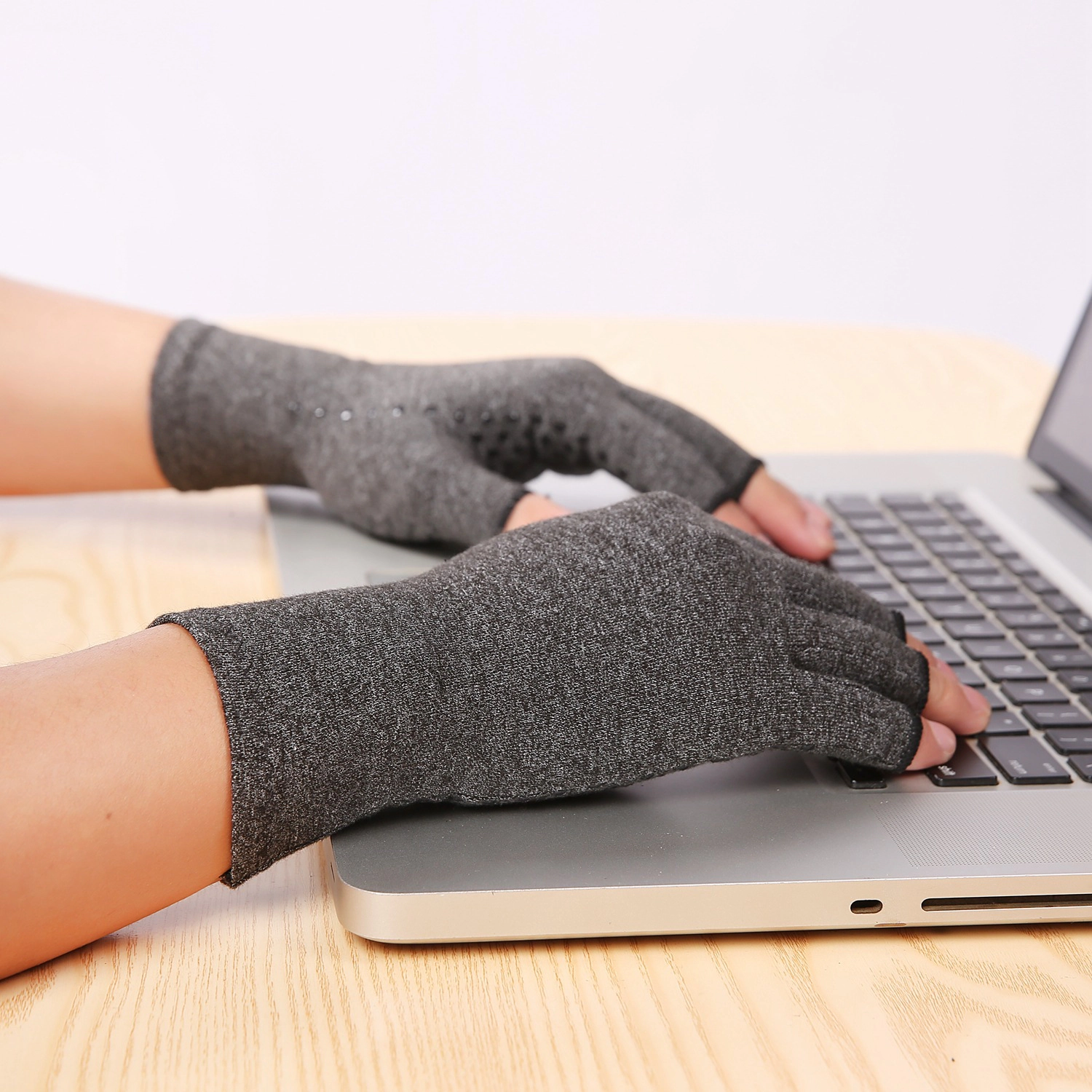 Wardrobe Whimsy Arthritis Compression Gloves for Women Men