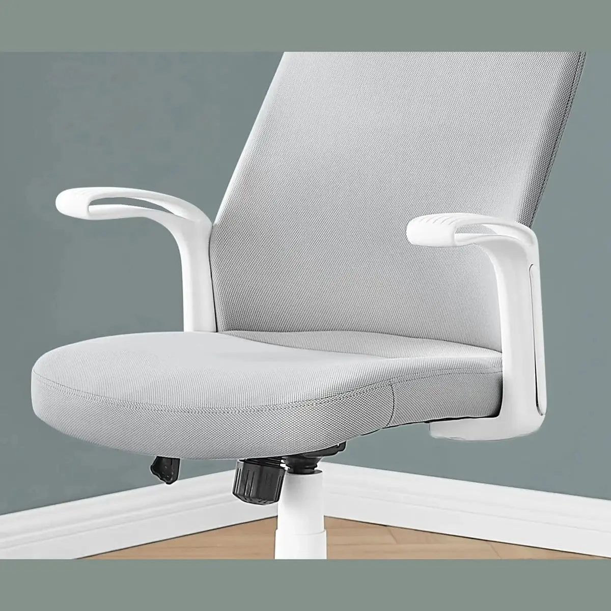 Platinum-Level Office Chairs Platinum Ergonomic Office Chair with Adjustable Swivel Grey Mesh