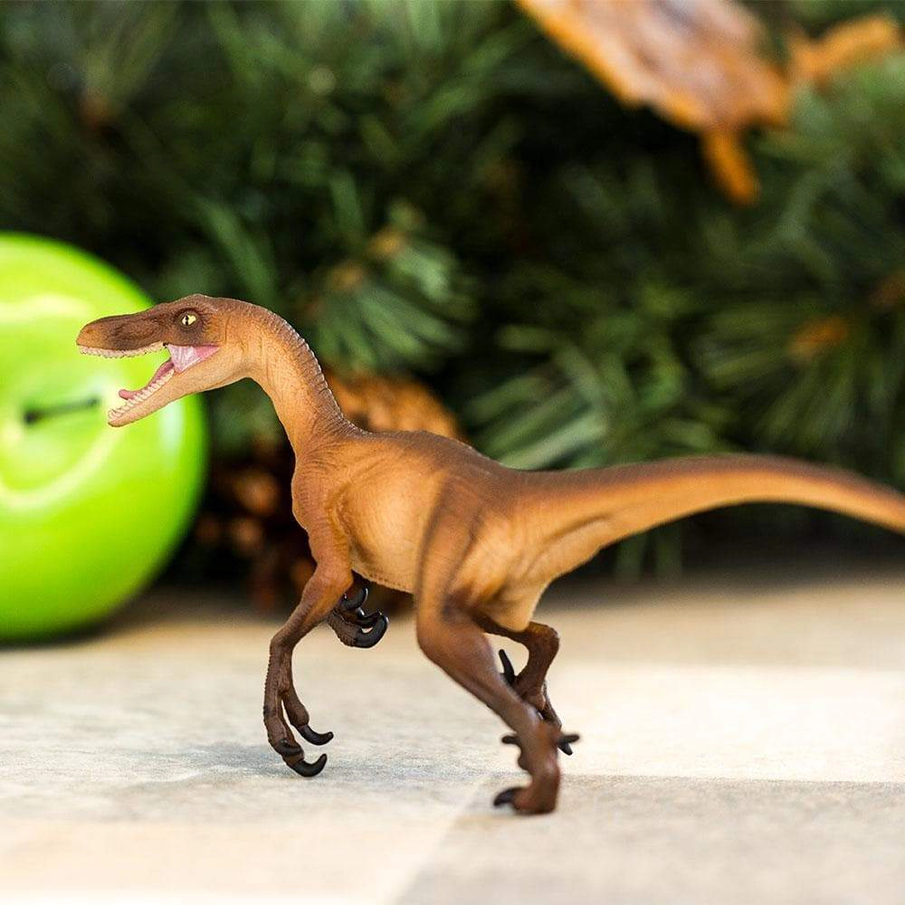 Safari Ltd. - Velociraptor Kids Prehistoric/Dinosaur Toy Figure
