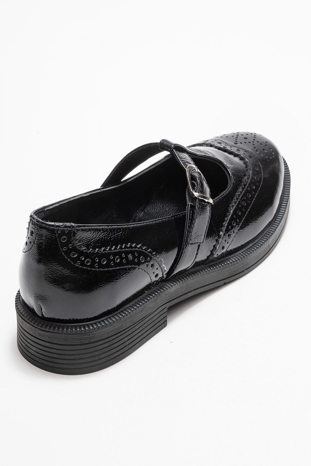 Forever & Always Womens Dorian Leather Loafers