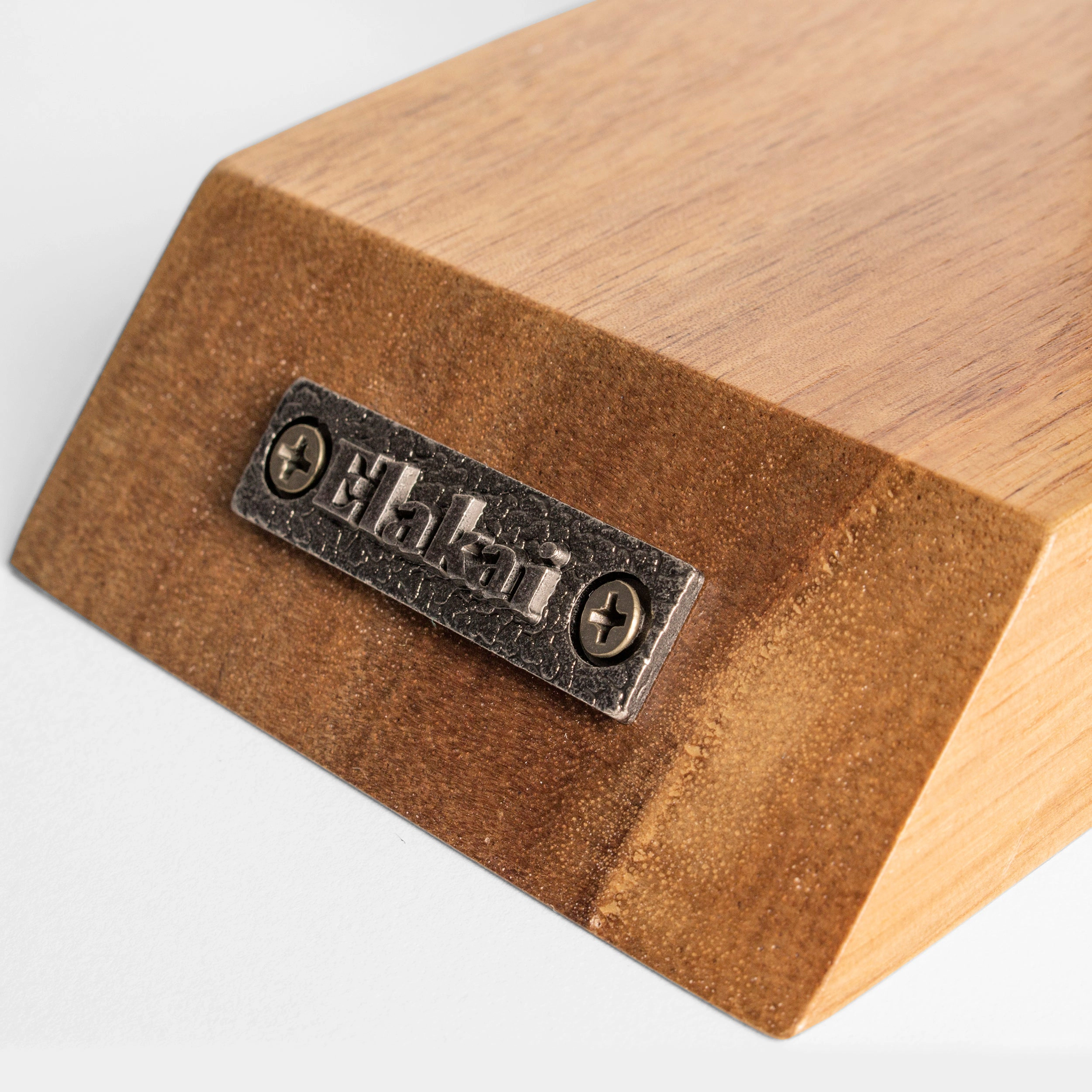 Elakai Acacia Globetrotter Tabletop Hook Ring Game