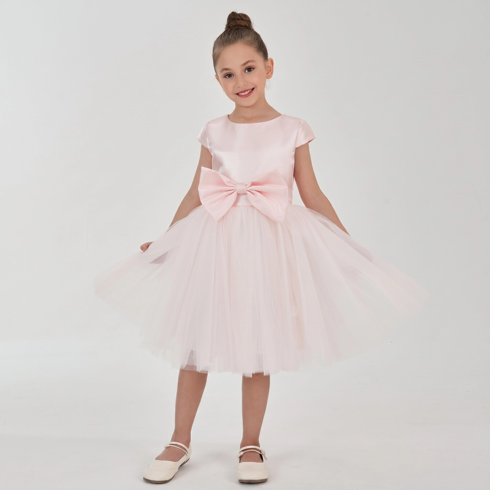 2Bunnies Girls' 3T-10Y Toddler Satin A-Line Bow Tulle Flower Girl Dress