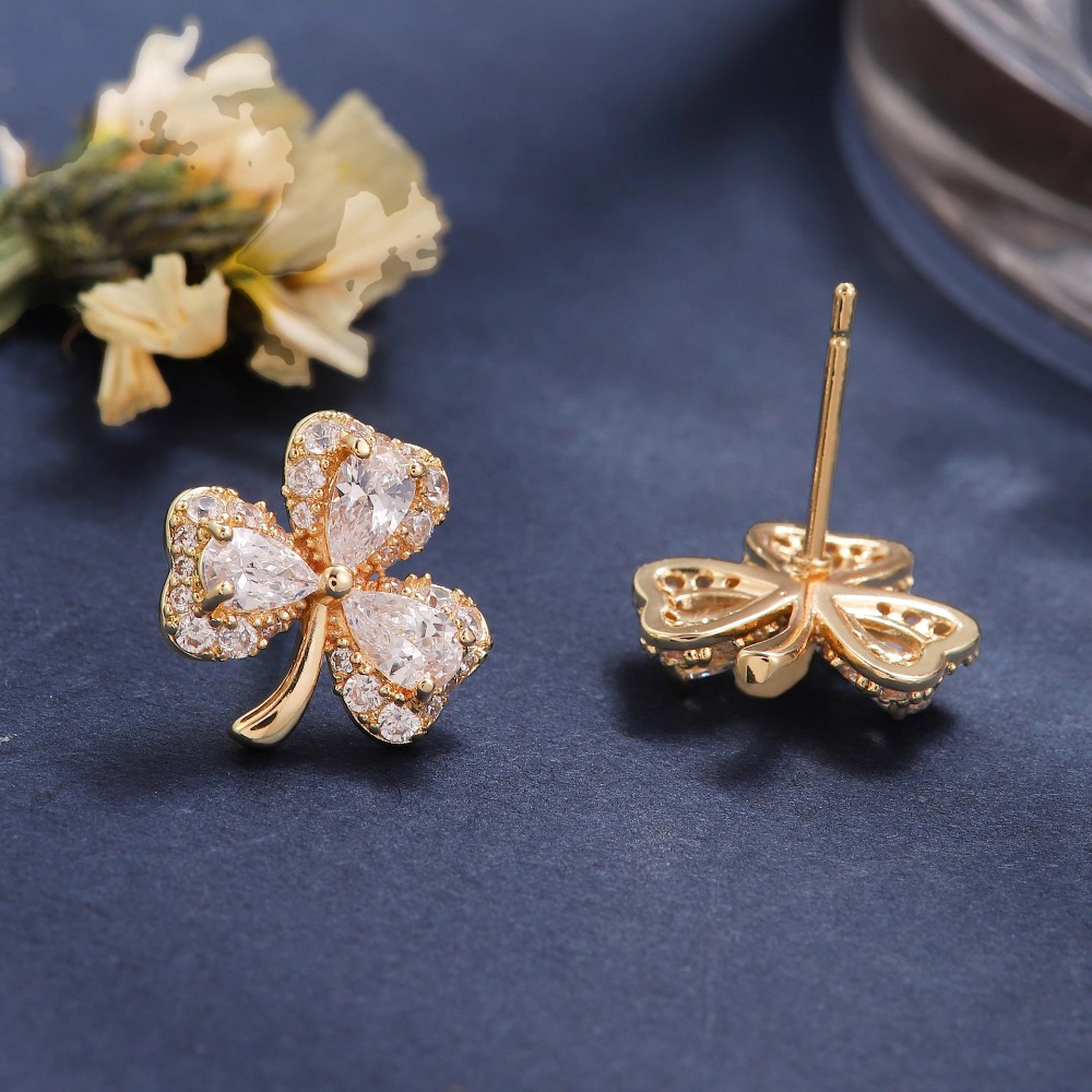 3-Leaf Clover Pear Cut Cubic Zirconia Stud Earring