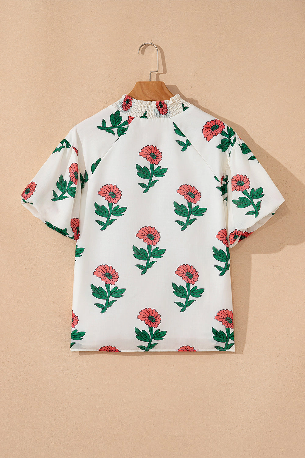 Threaded Pear Briar Shirred Short Sleeve Blouse - Floral Print, 100% Polyester