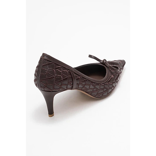 Prologue Shoes Womens Camden Bow Pointed Toe Pump