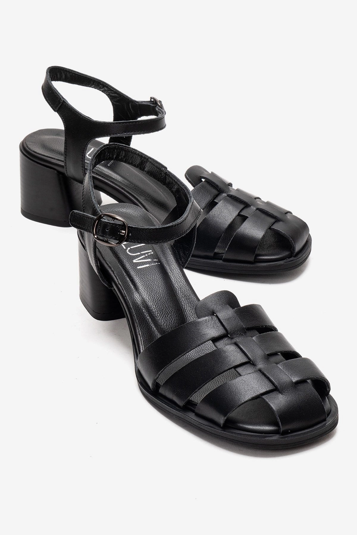 Forever & Always Womens Devora Leather Block Heel Sandal