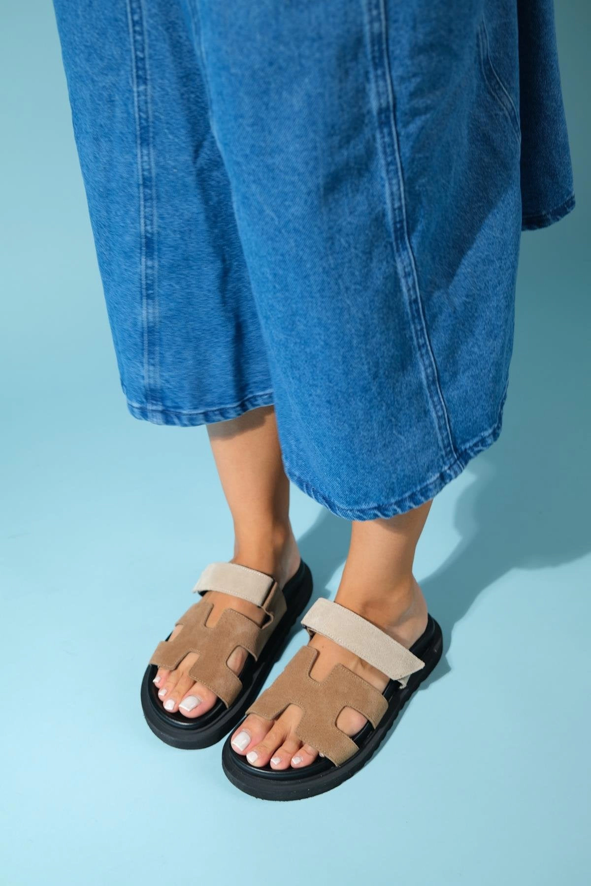 Forever & Always Womens Morte Leather Slide Sandals