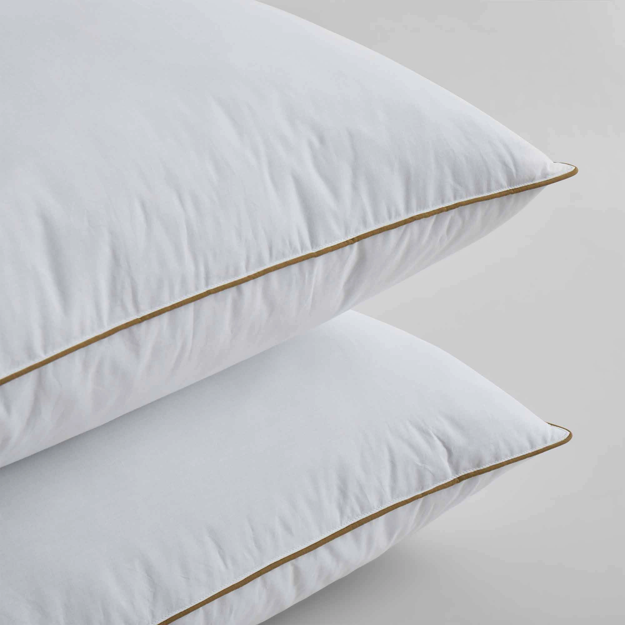 PeaceNest Cotton Shell Goose Feather Sleeping Pillows with Medium Support and Brown Piping,2-Pack