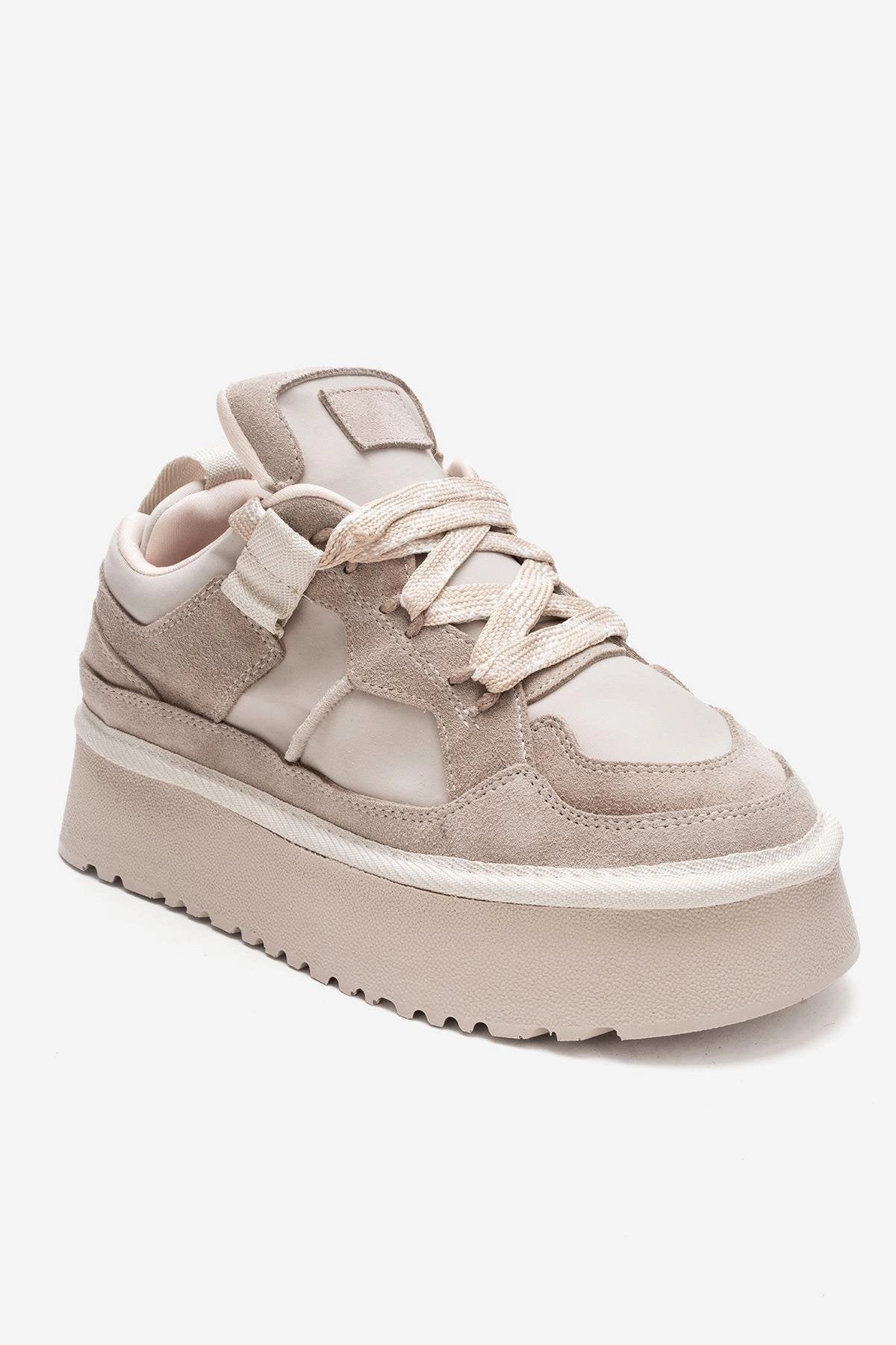 Forever & Always Womens Riven Leather Platform Sneaker