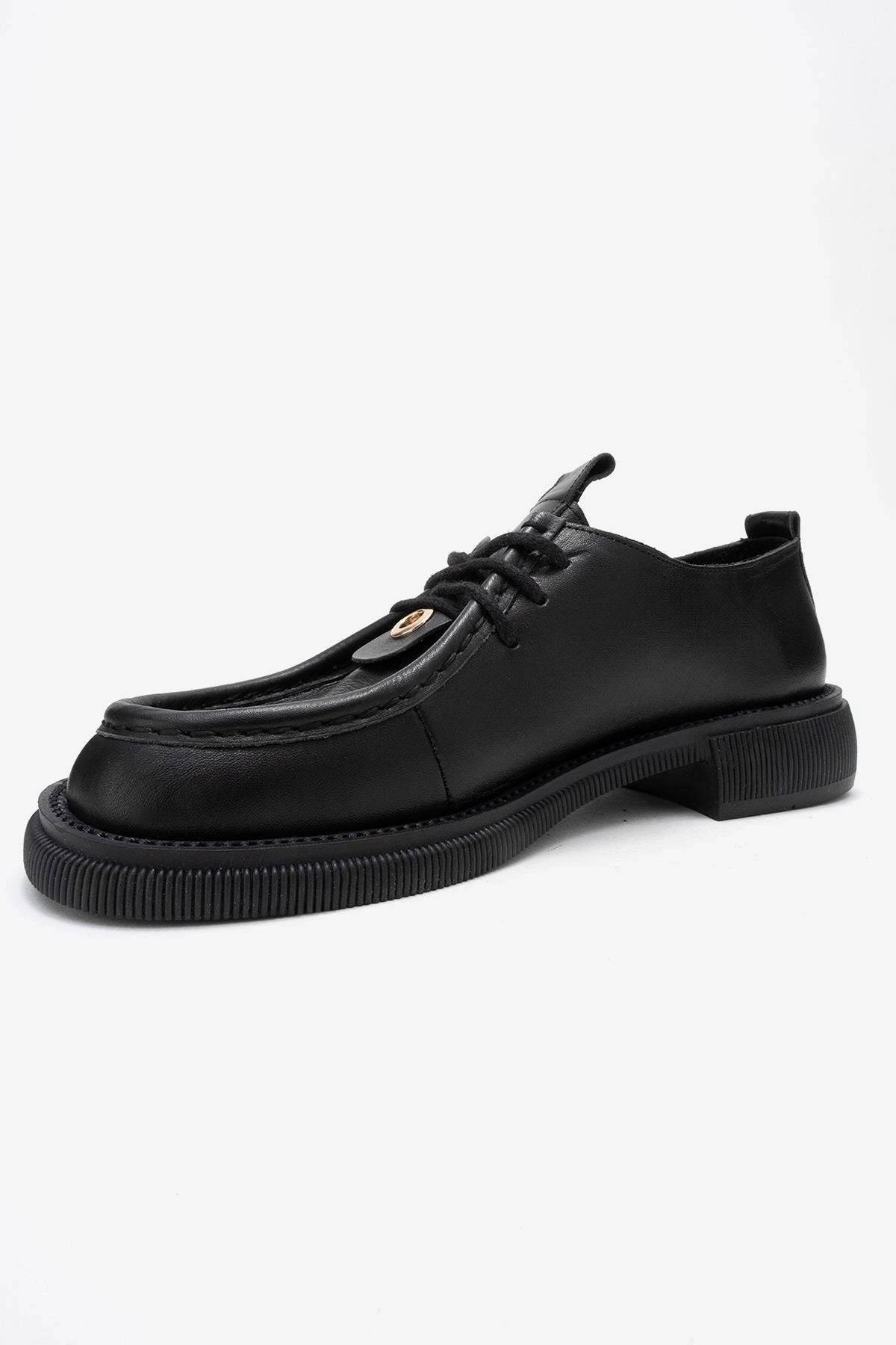 Forever & Always Womens Band Leather Lace Up Loafer