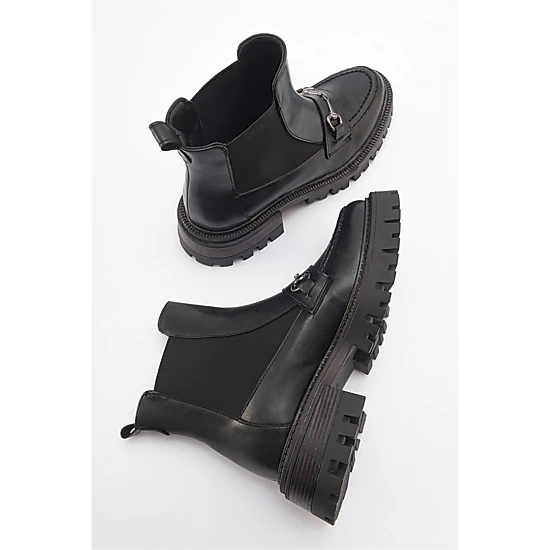 Prologue Shoes Womens Vesper Buckled Chelsea Boot