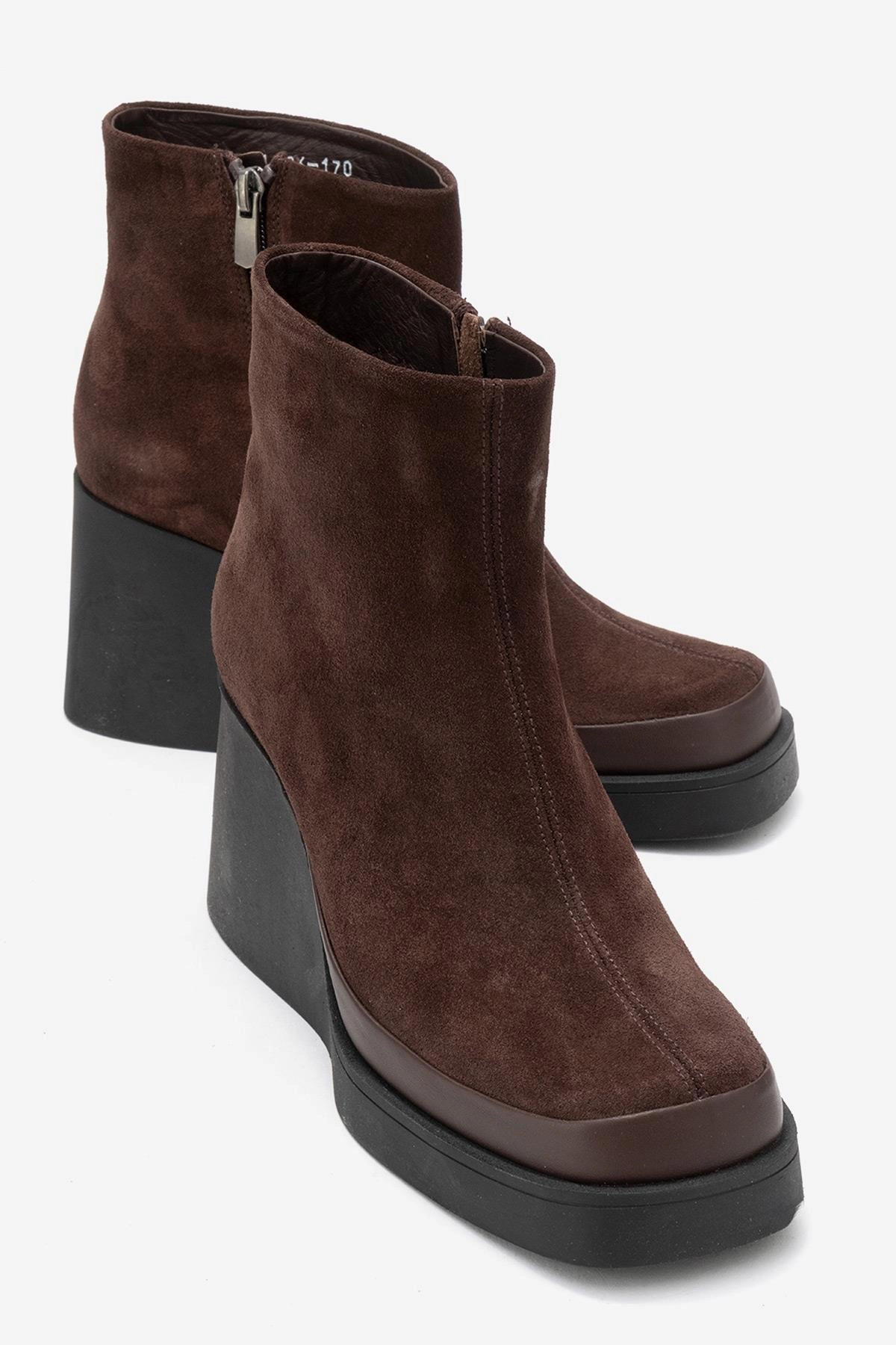 Forever & Always Womens Livia Leather Wedge Boots