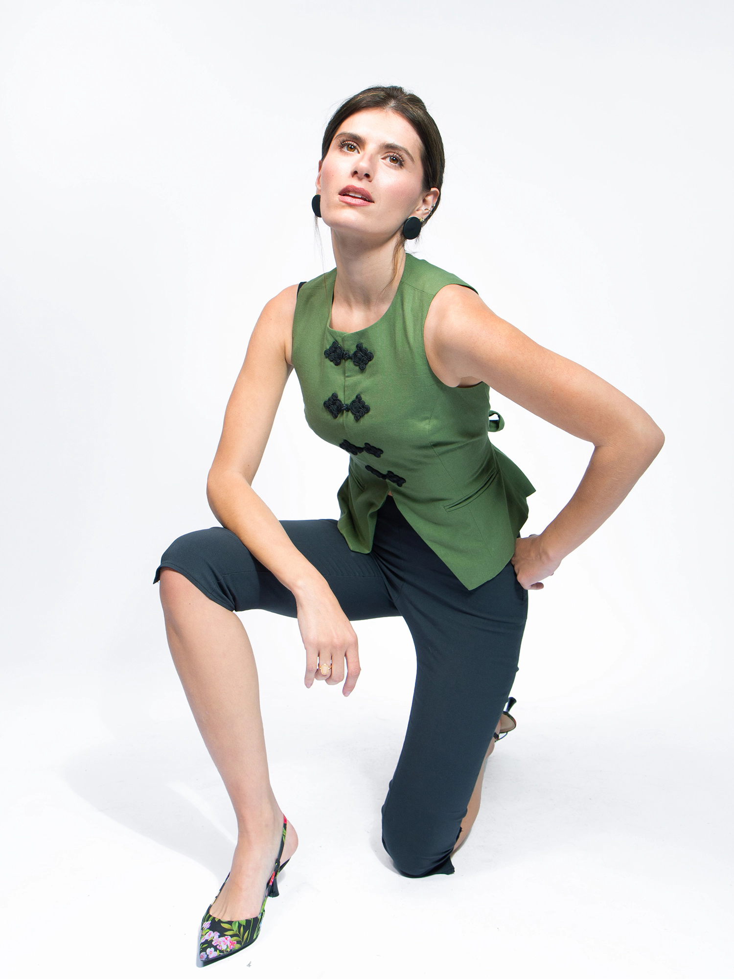 JESS by Meiko Women's Statement Button Sleeveless Vest