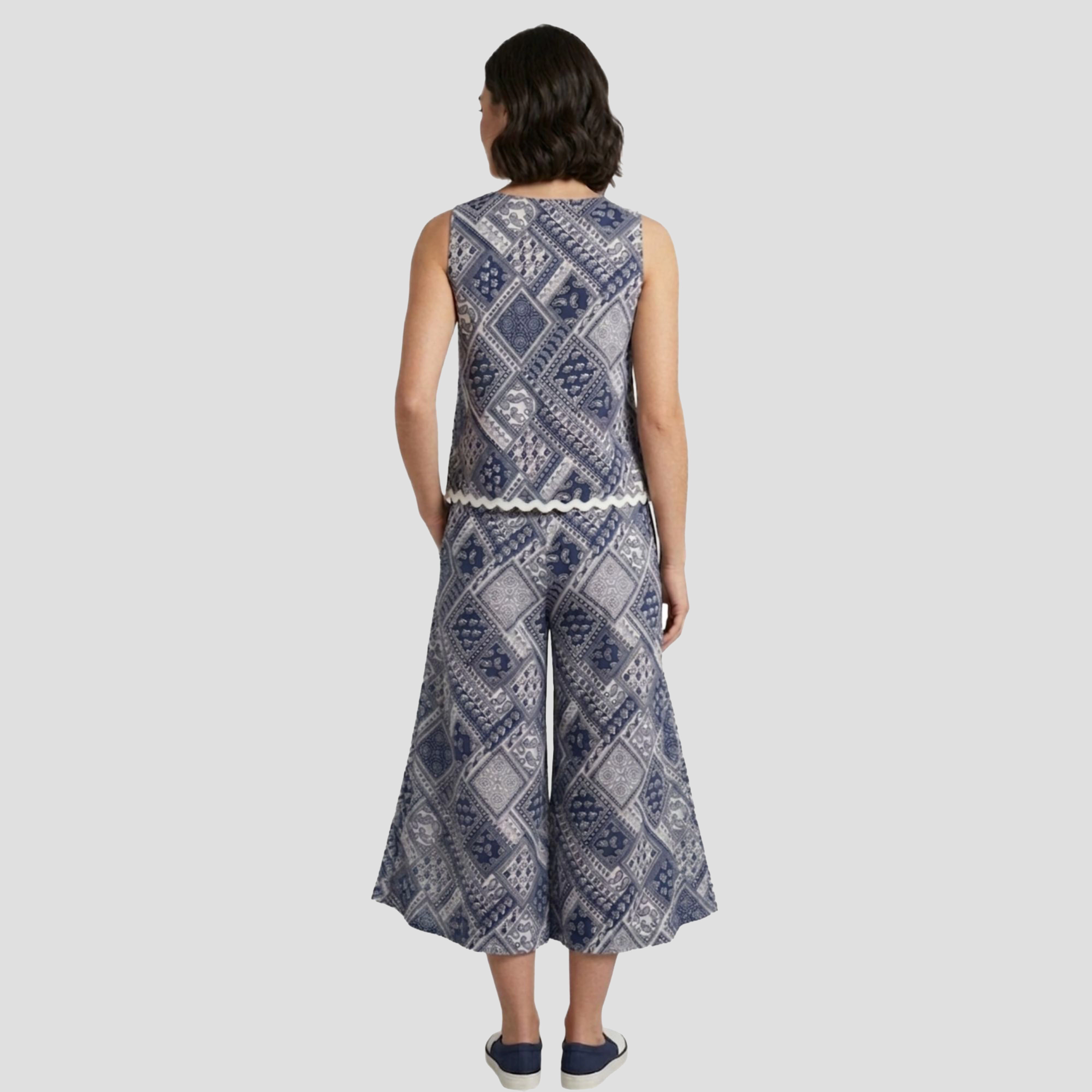 Artyska Women's Patchwork Print Sleeveless Top & Wide-Leg Cropped Pants 2-Piece Set