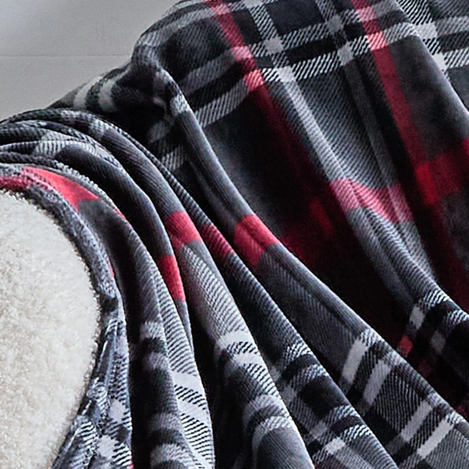 Plazatex Midnight Plaid 100% Polyester Lightweight Reversible Throw Blanket 50" x 60" Red Black