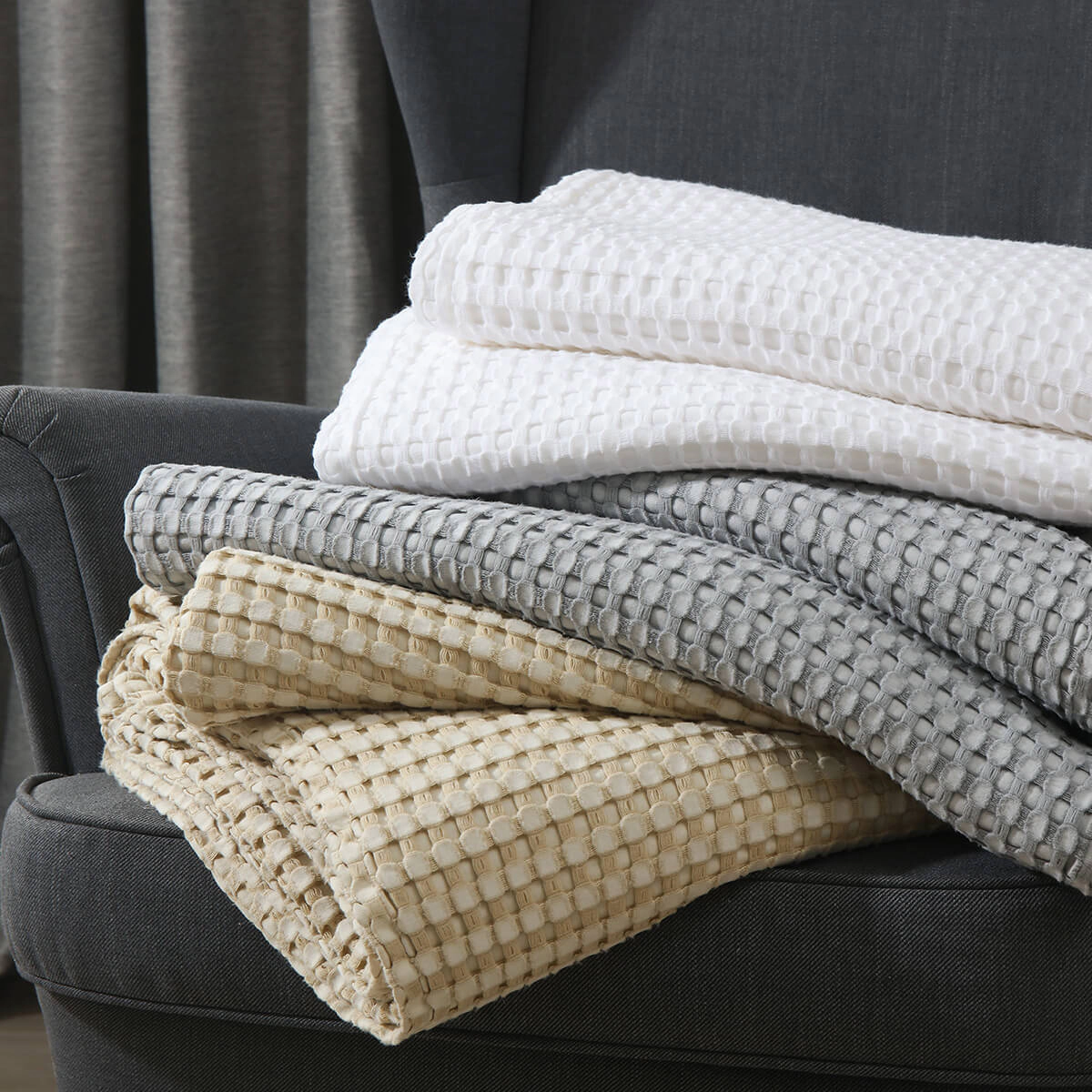 Egyptian Linens Cozy Bamboo Waffle Weave Blanket Throw