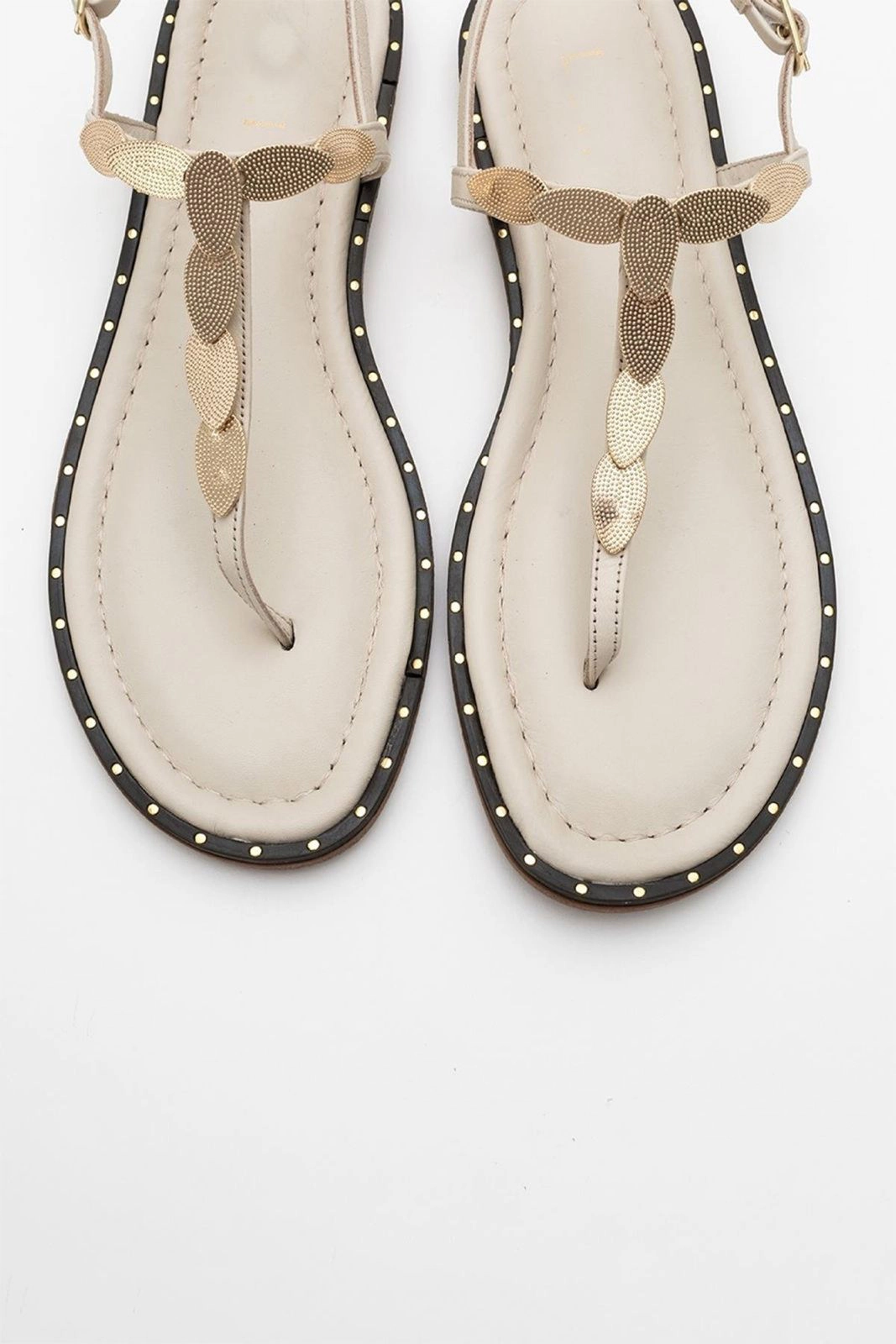 Forever & Always Womens Marea Leather Flat Sandals