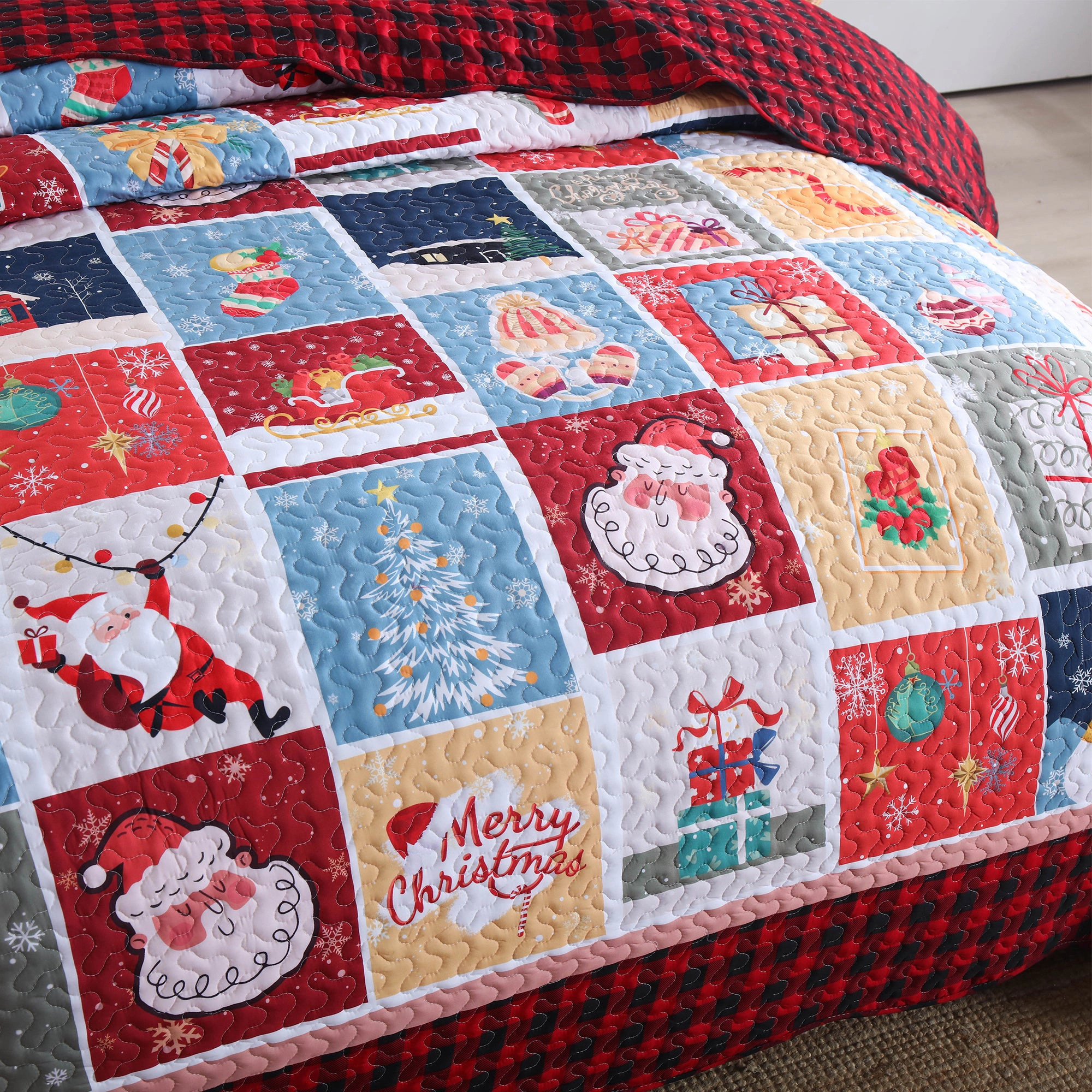 MarCielo 3 Piece Christmas Quilt Set, Santa Plaid Bedspread Set