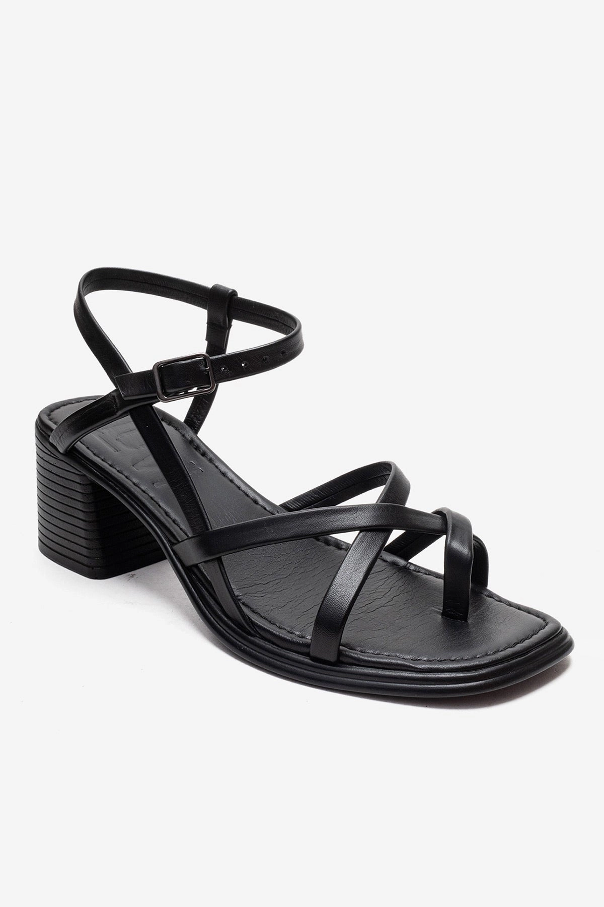 Forever & Always Womens Lavish Leather Block Heel Sandal