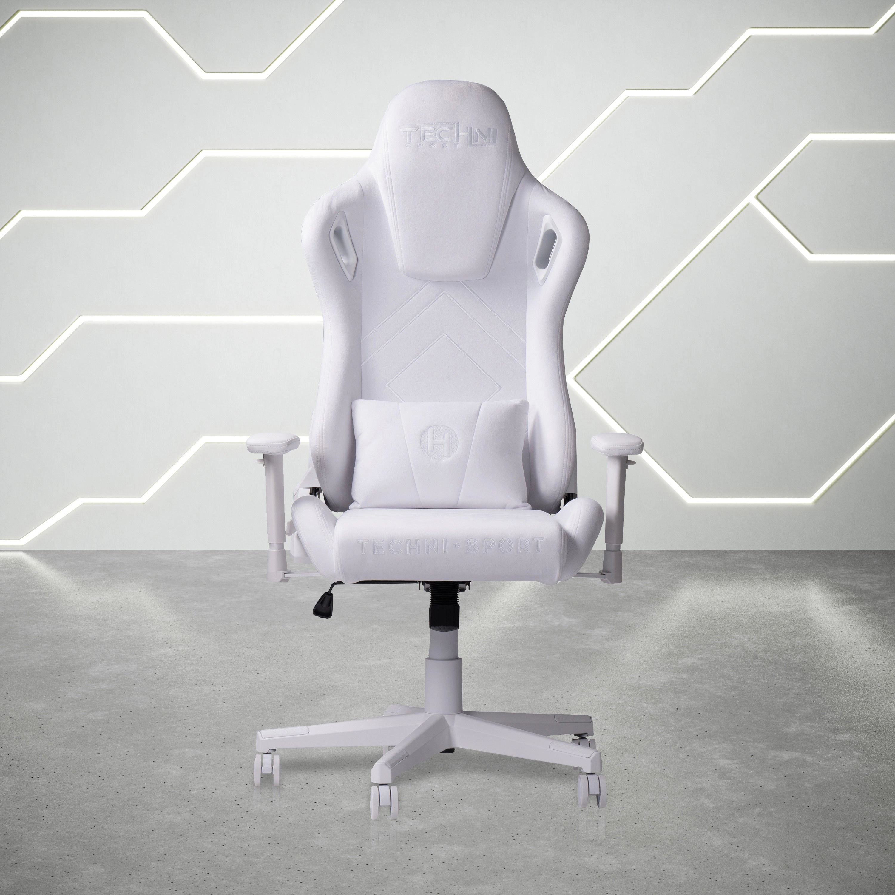 Platinum-Level Gaming Chairs Velvet Memory Foam Gaming Chair with 150° Recline and Adjustable Lumbar