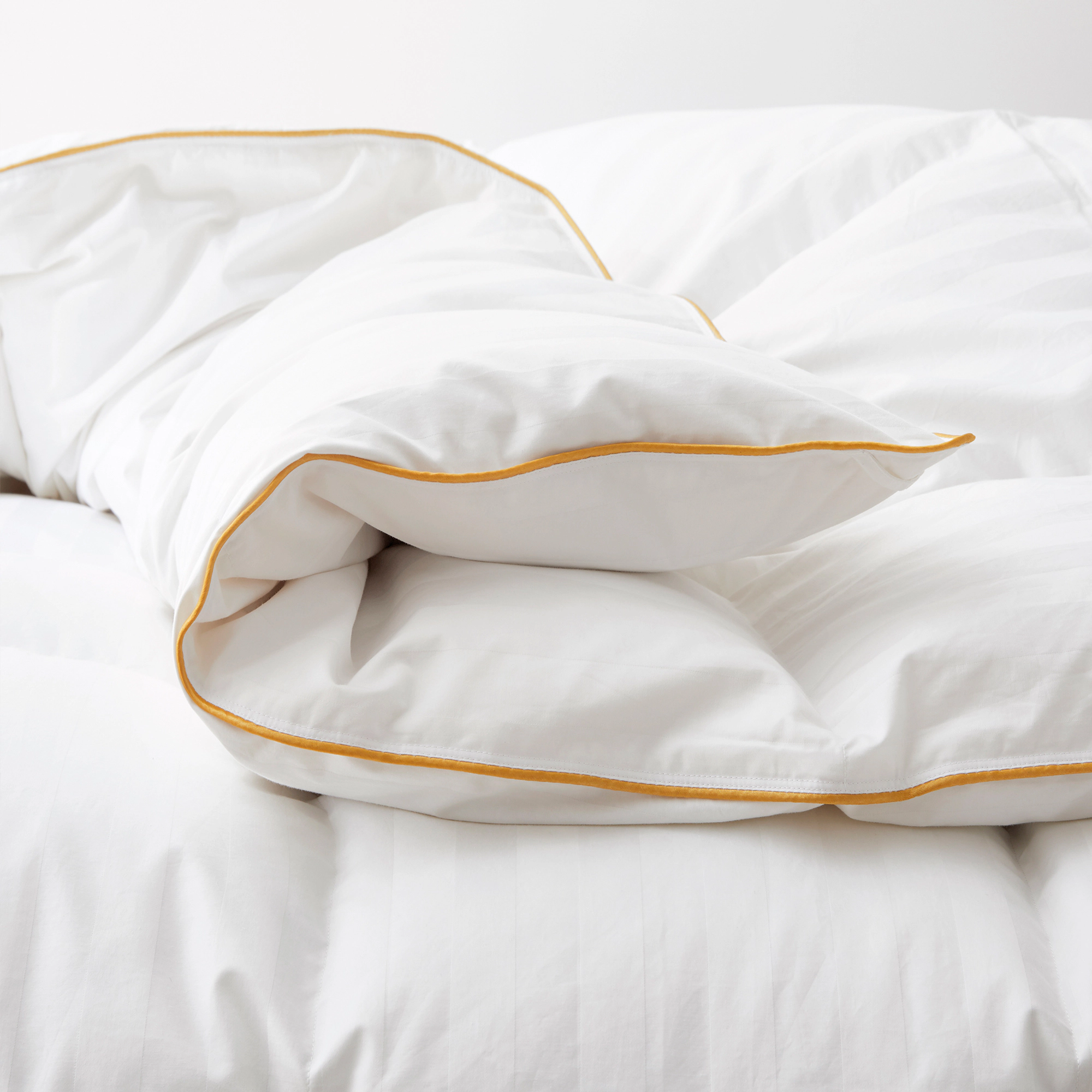 Unikome All Season Goose Down Feather Comforter – 500TC 100% Cotton Shell