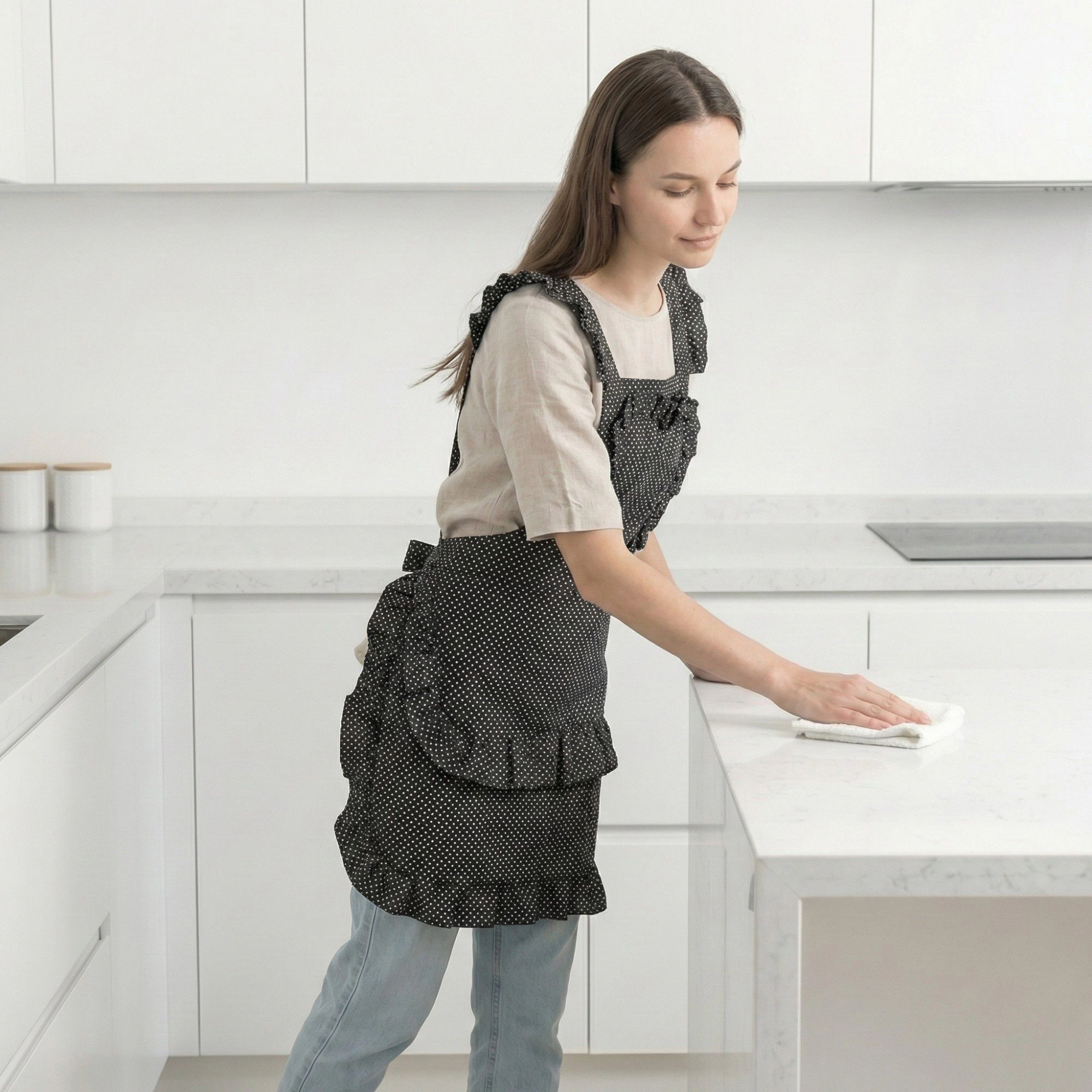 Alilang Unisex Polka Dot Kitchen Apron with Heart Bib Ruffle Trim Adjustable Waist Ties Front Pocket