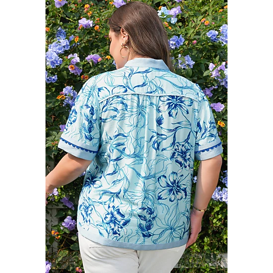 Threaded Pear Women's Aylin Floral Short Sleeve PLUS Blouse, Color