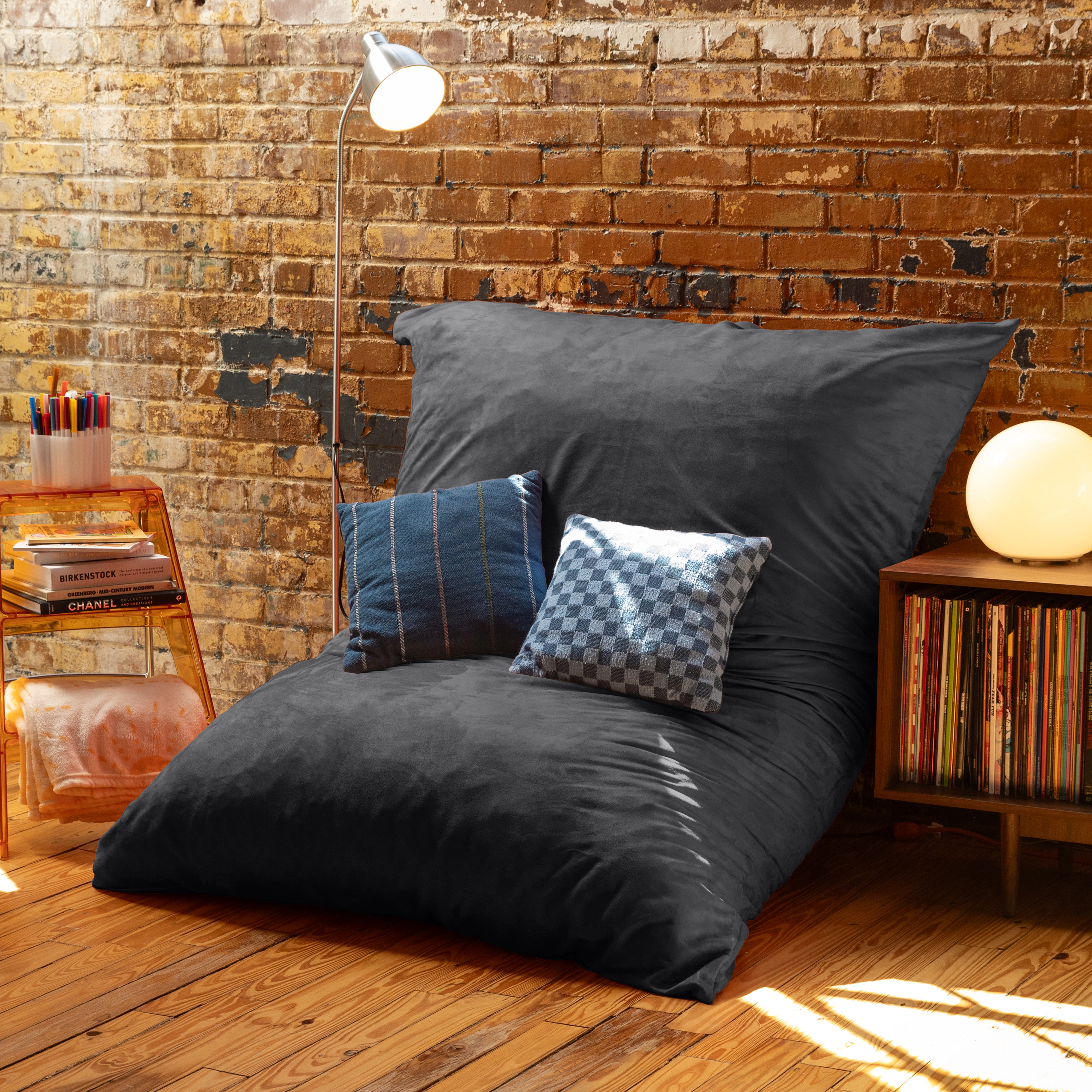 Jaxx Pillow Saxx 5.5-Foot - Huge Bean Bag Floor and Lounger