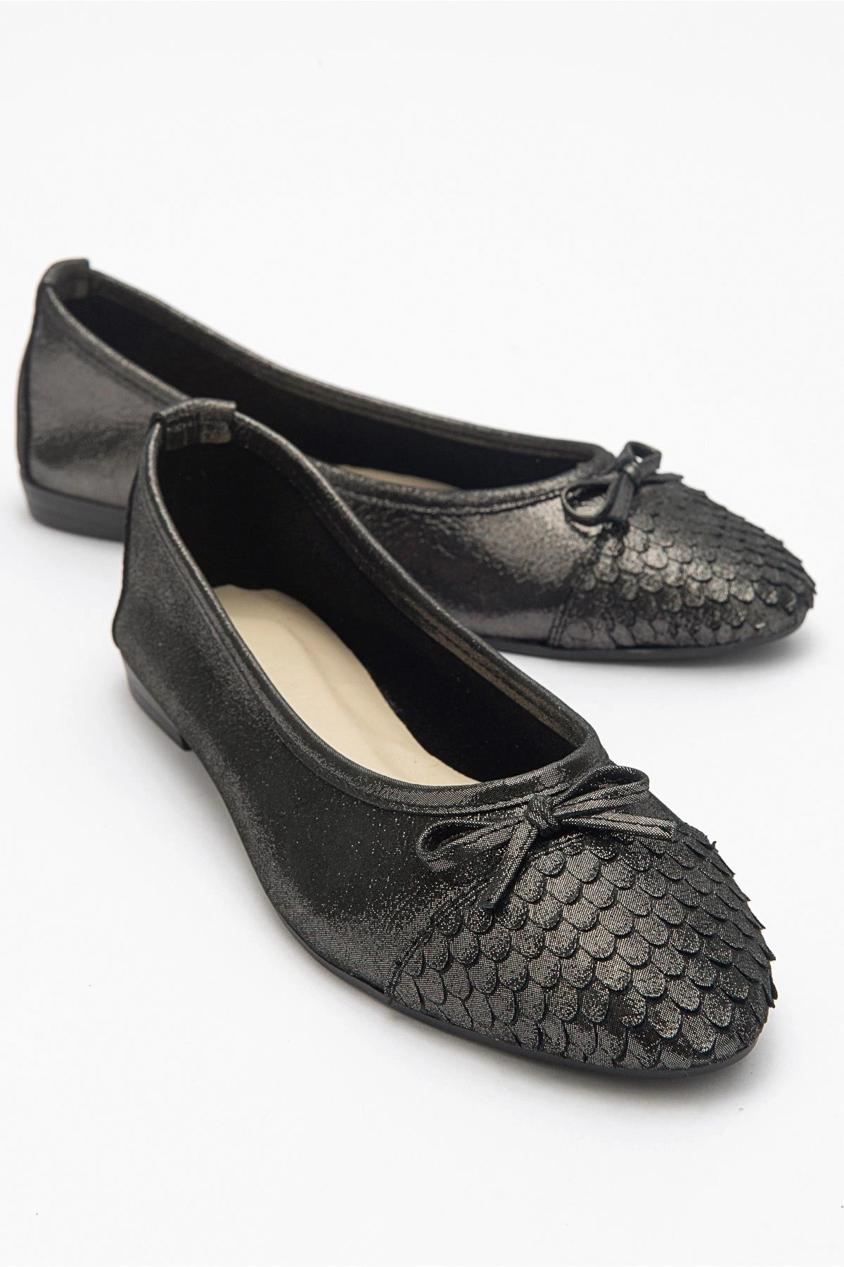 Forever & Always Womens Copos Leather Bow Cap Toe Ballet Flats