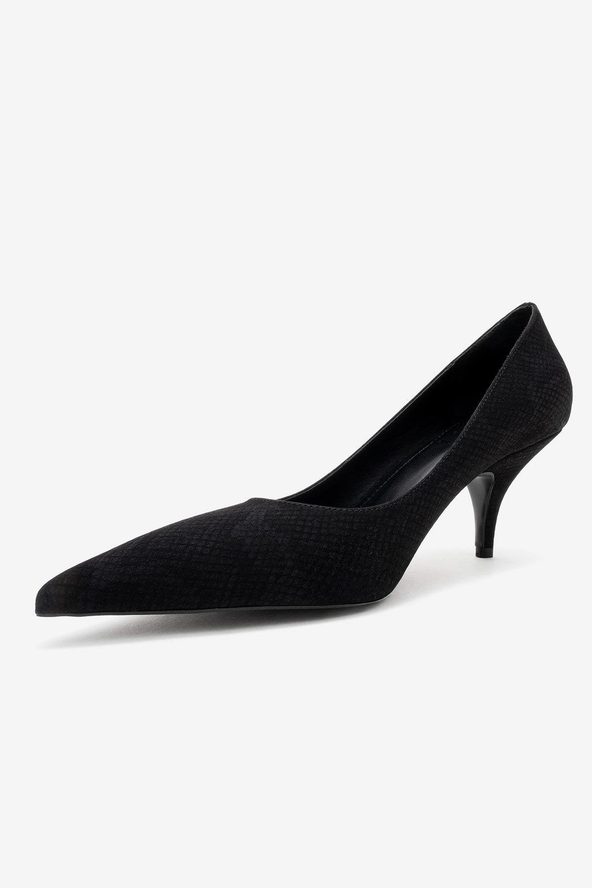Prologue Shoes Womens Marcus Pointed Toe Pump