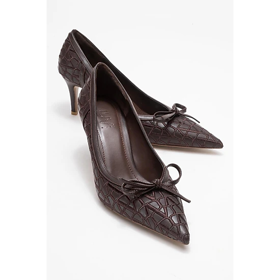 Prologue Shoes Womens Camden Bow Pointed Toe Pump