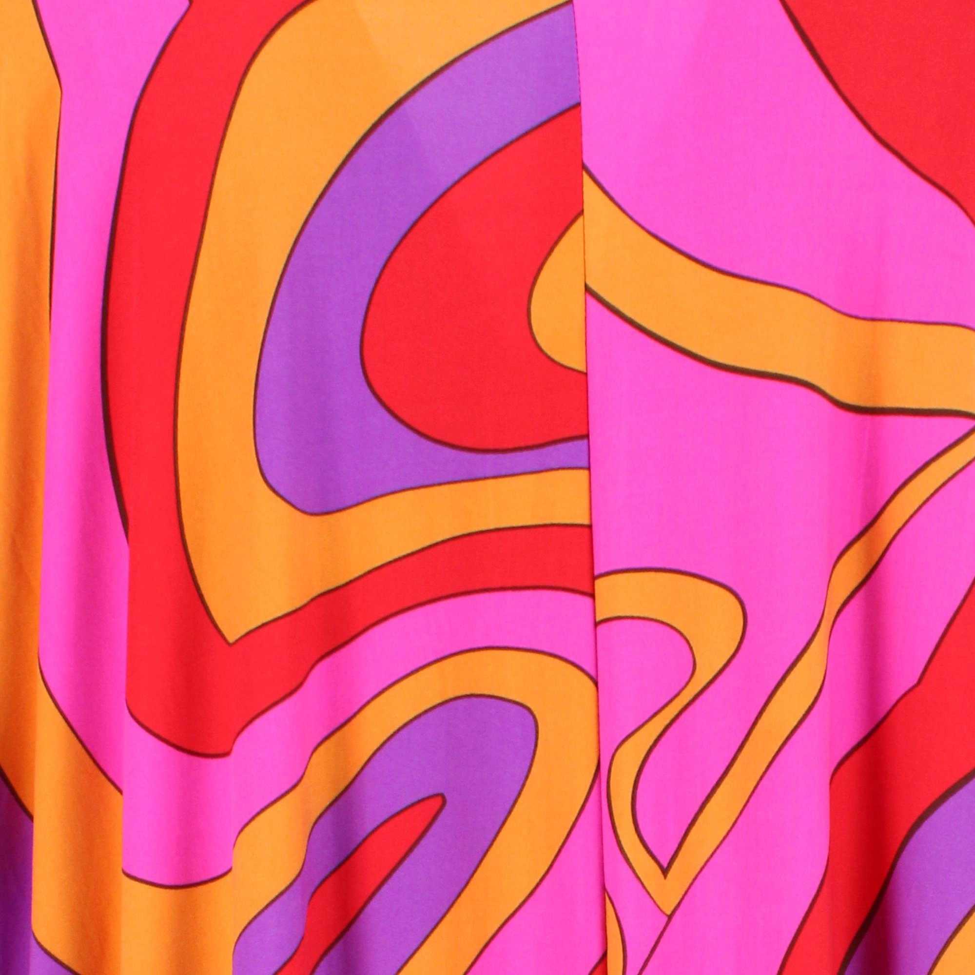 CTM Women's 70's Swirl Caftan Nightdress by Elegant Emily