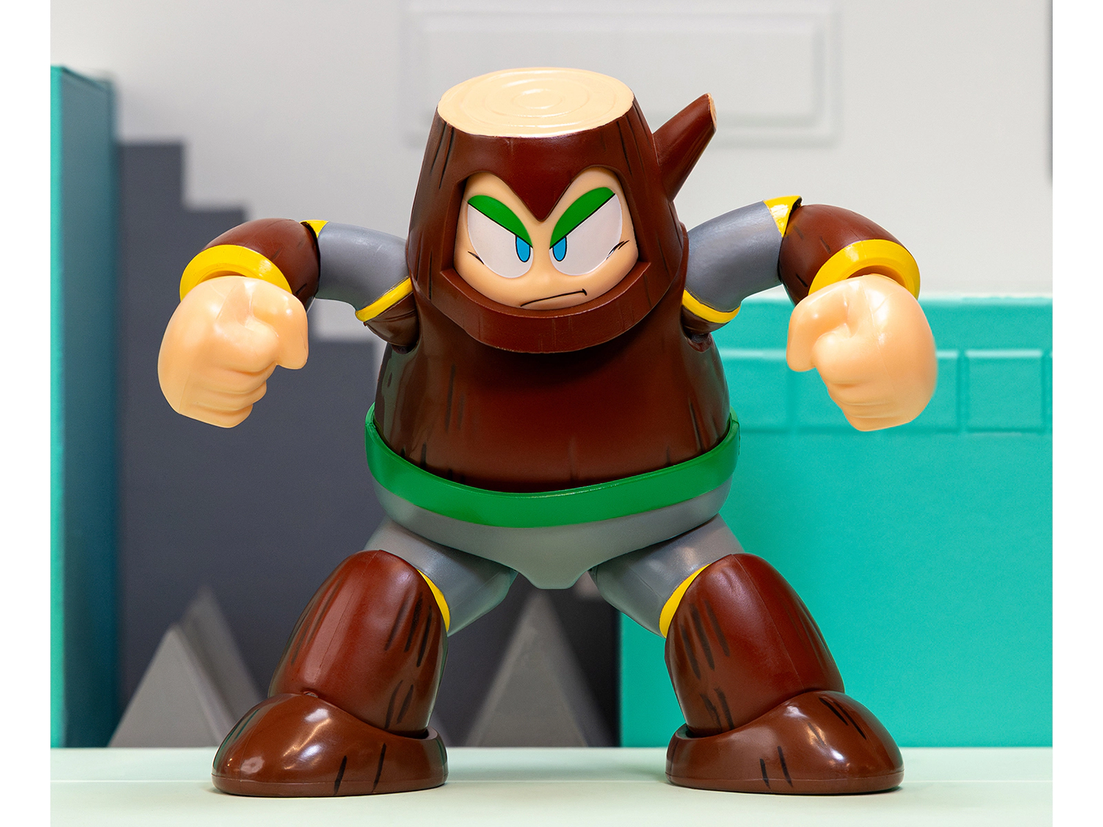 Jada Wood Man 5" Moveable Figure (Deluxe Version) with Accessories and Alternate Head and Hands "Mega Man"
