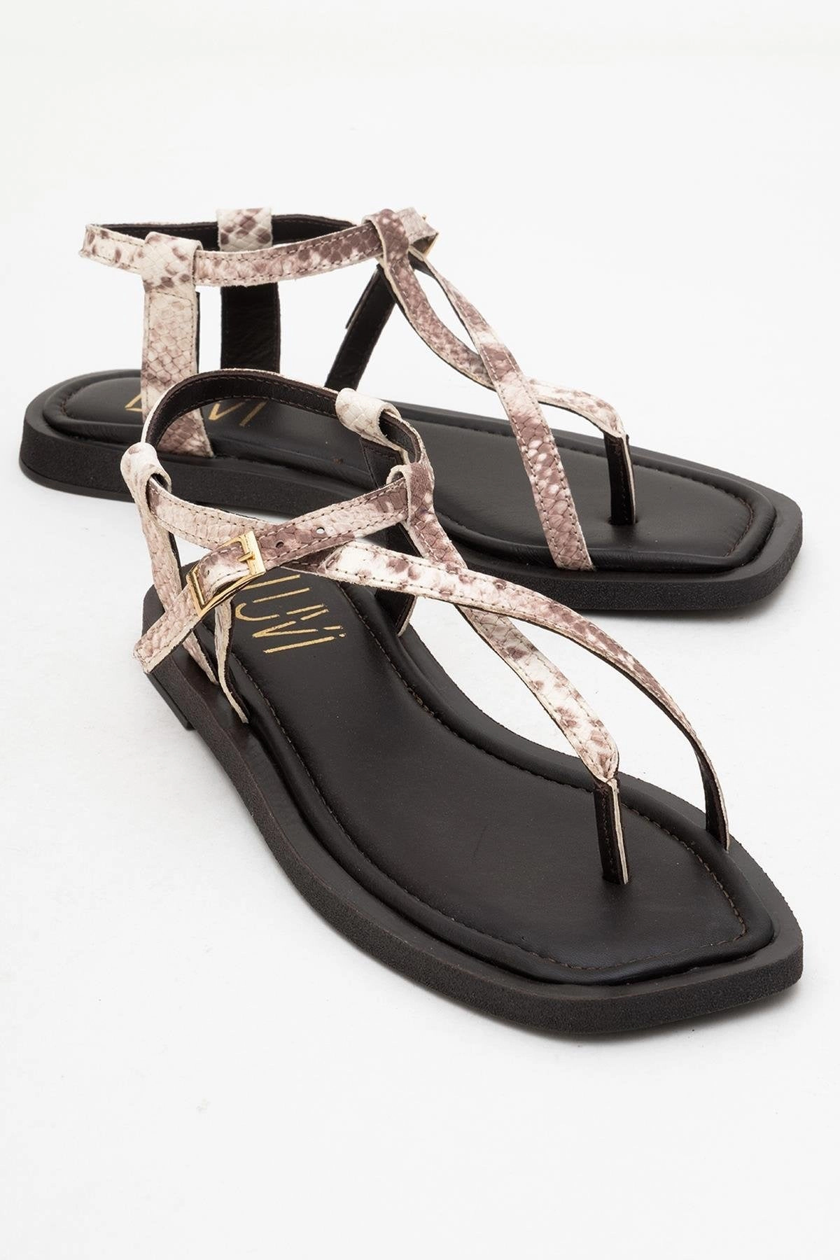 Forever & Always Womens Morgana Leather Thong Sandals