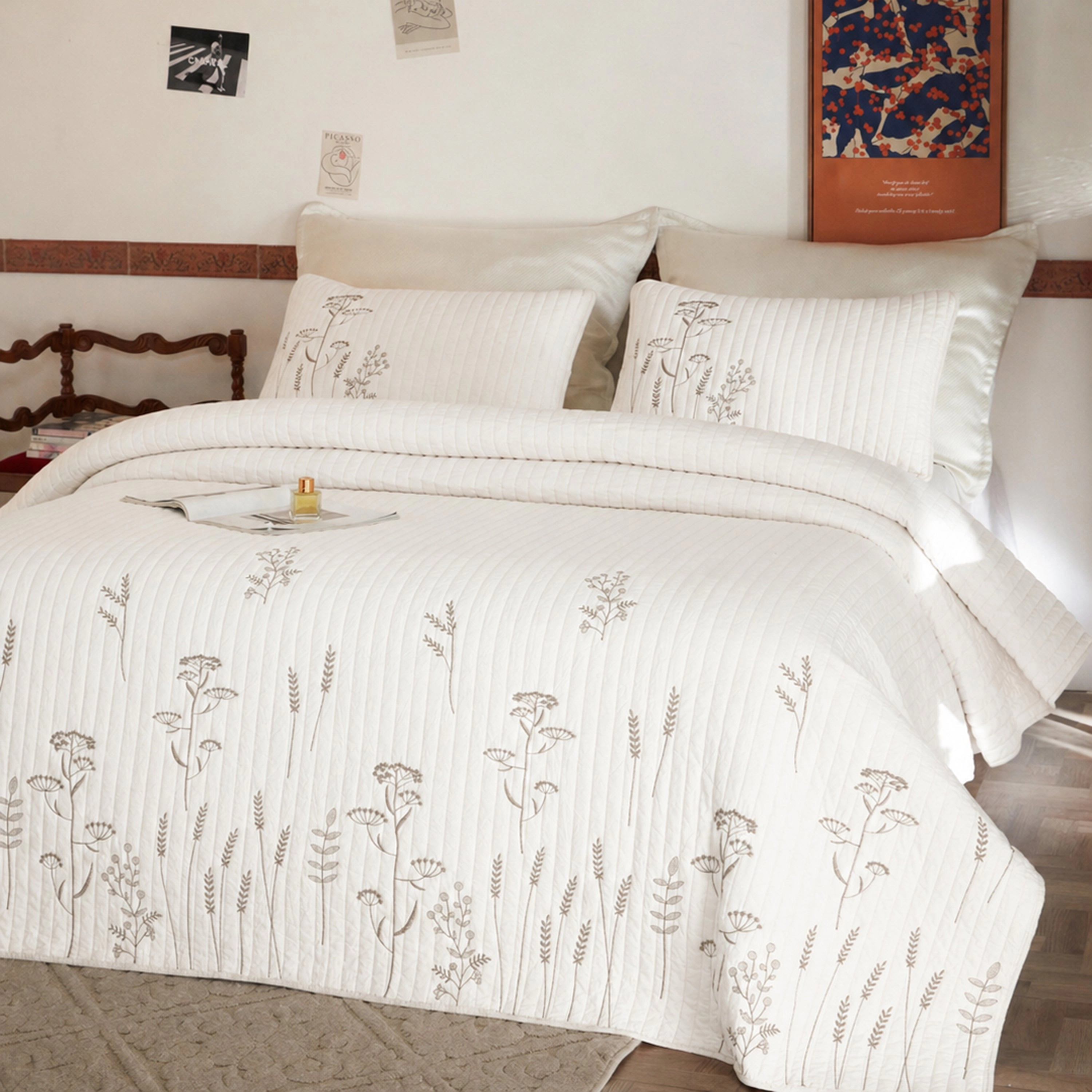 MarCielo 3 Piece 100% Cotton Floral Embroidered Quilt Bedspread Set