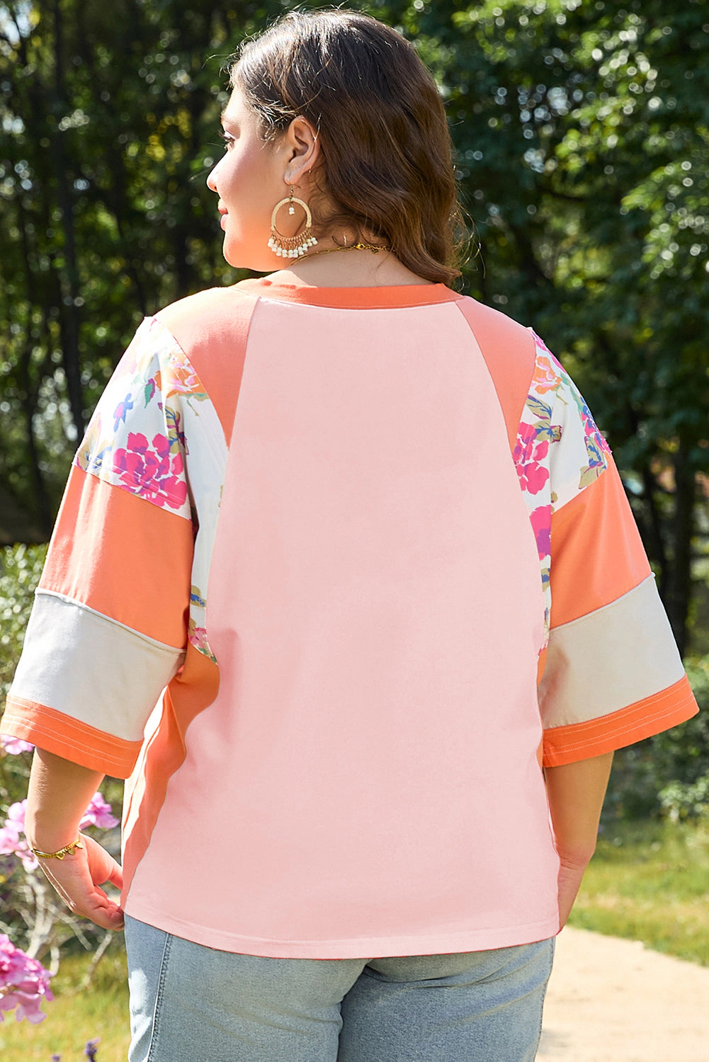 Threaded Pear Women's Selah Plus Floral Raglan Half Sleeve Top