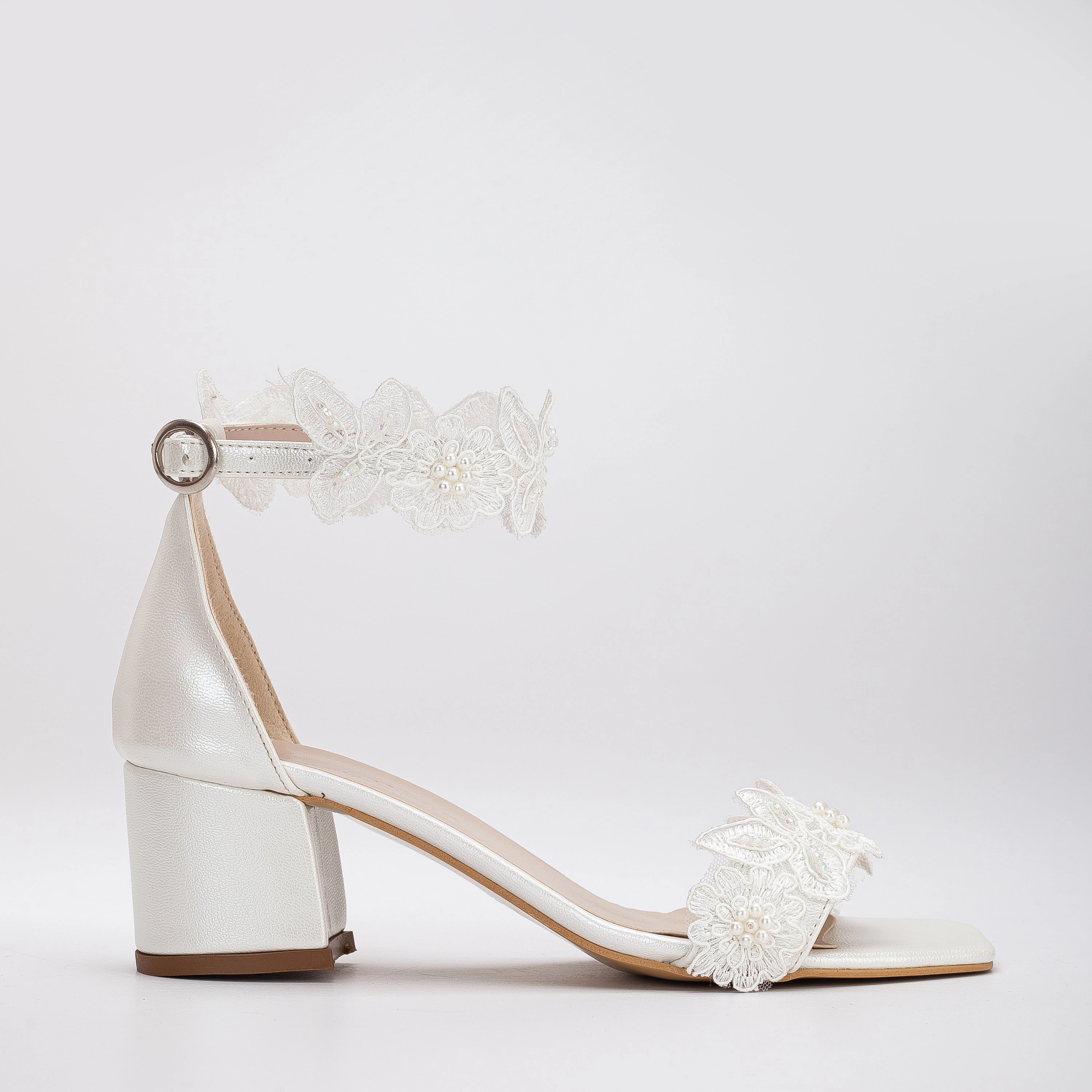 Forever & Always Womens Dana Lace  Bridal Low Heel Sandals