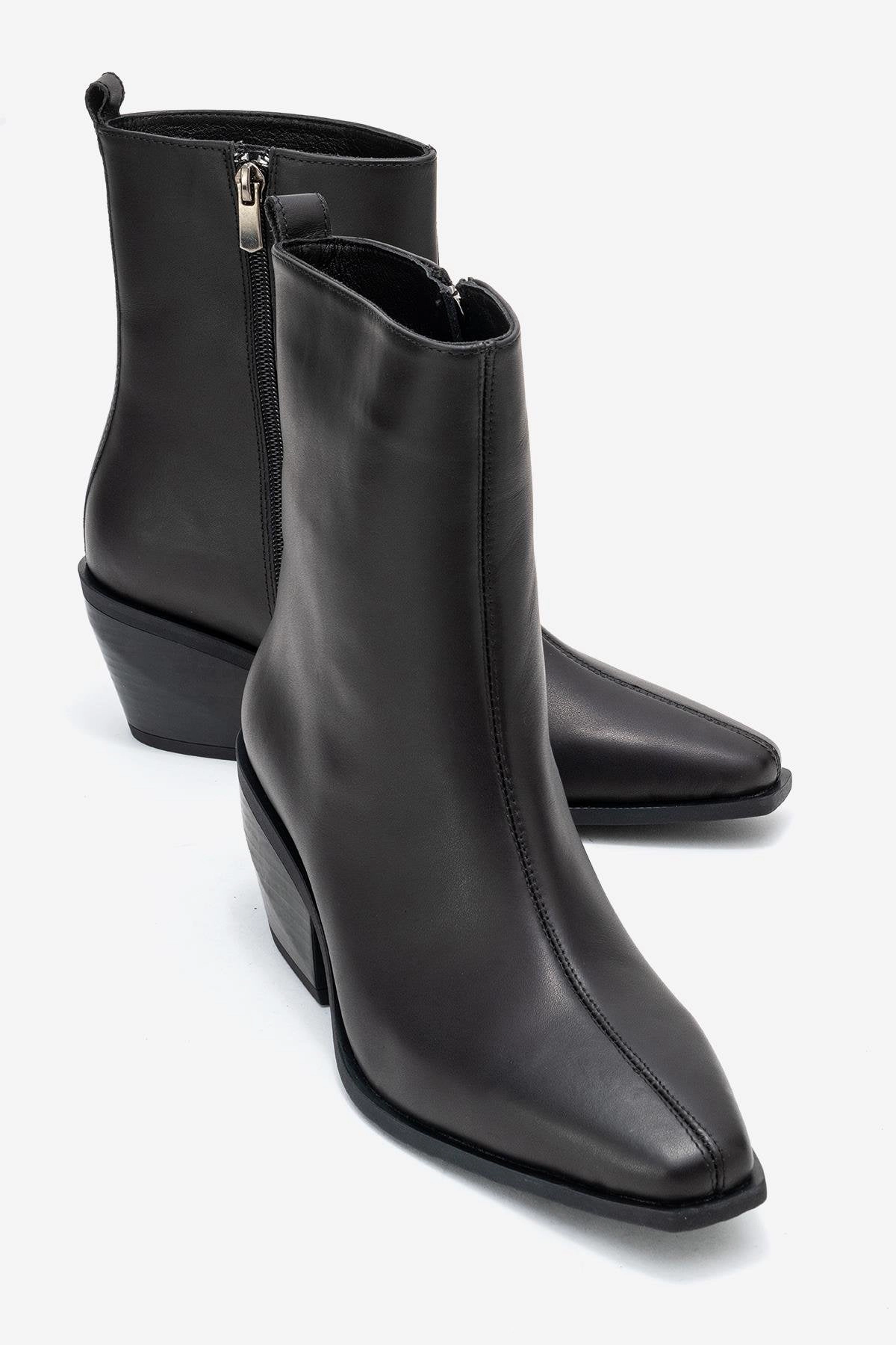 Forever & Always Womens Lexia Leather Western Boots
