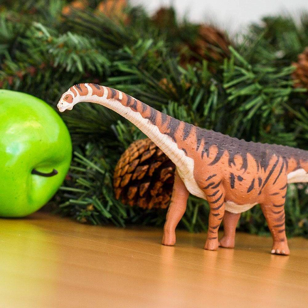 Safari Ltd. - Malawisaurus Kids Prehistoric/Dinosaur Toy Figure