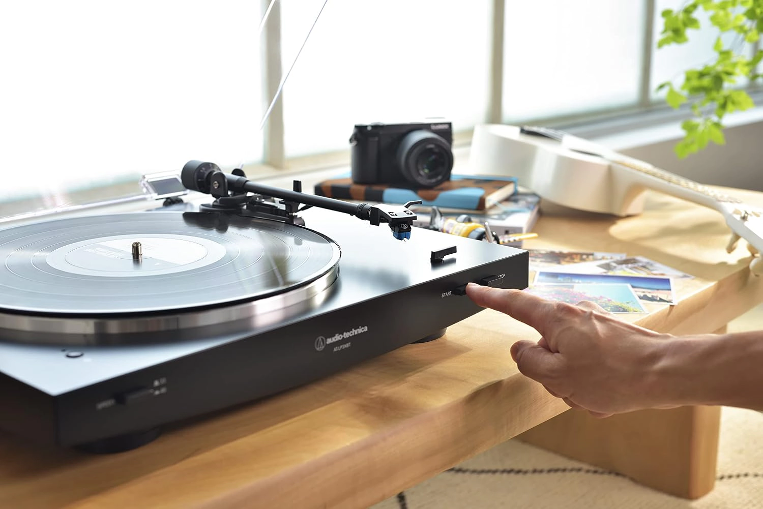 Audio-Technica AT-LP3XBT-BK Fully Automatic Bluetooth Belt-Drive Turntable
