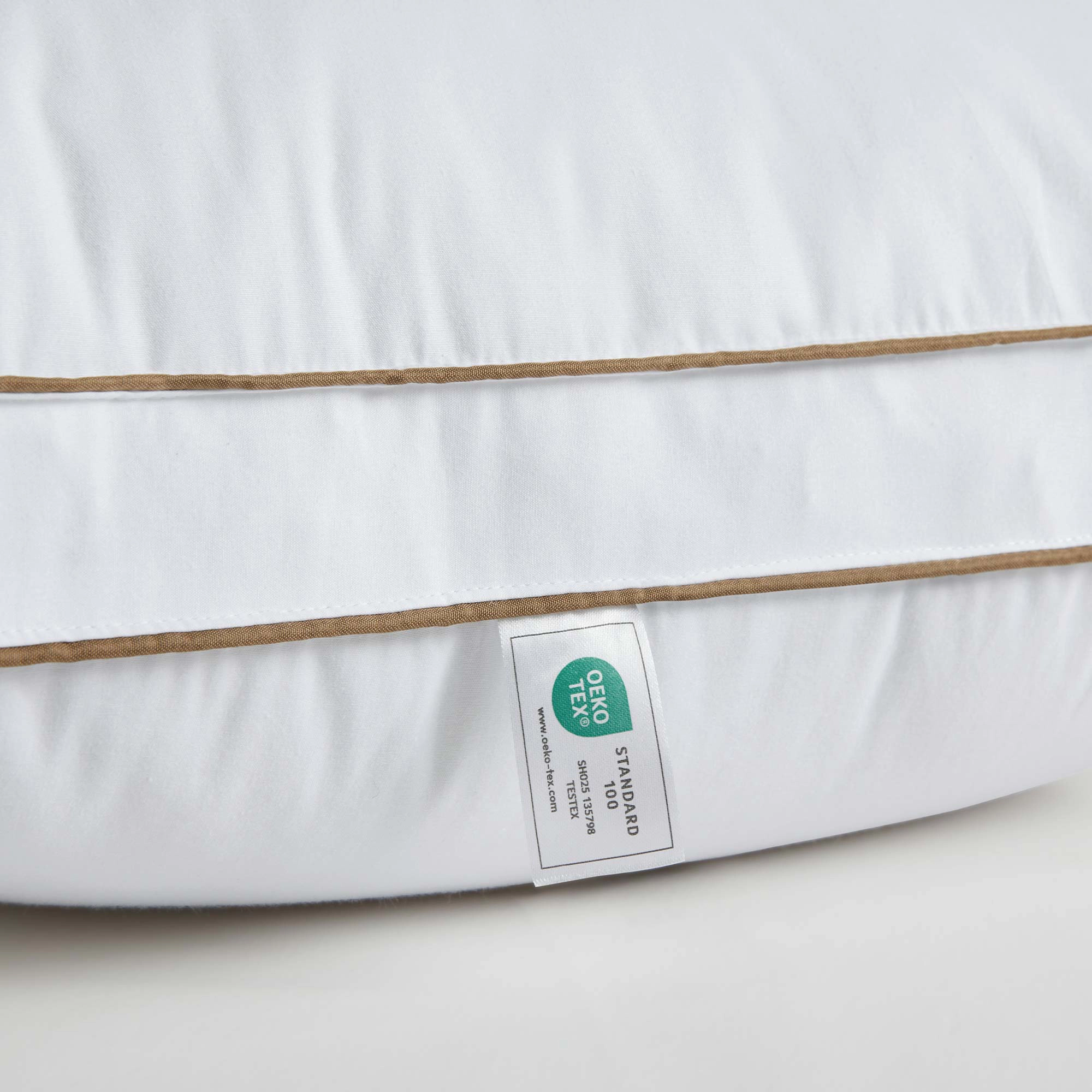 PEACENEST High Loft Goose Feather Pillow Set with Cotton Shell