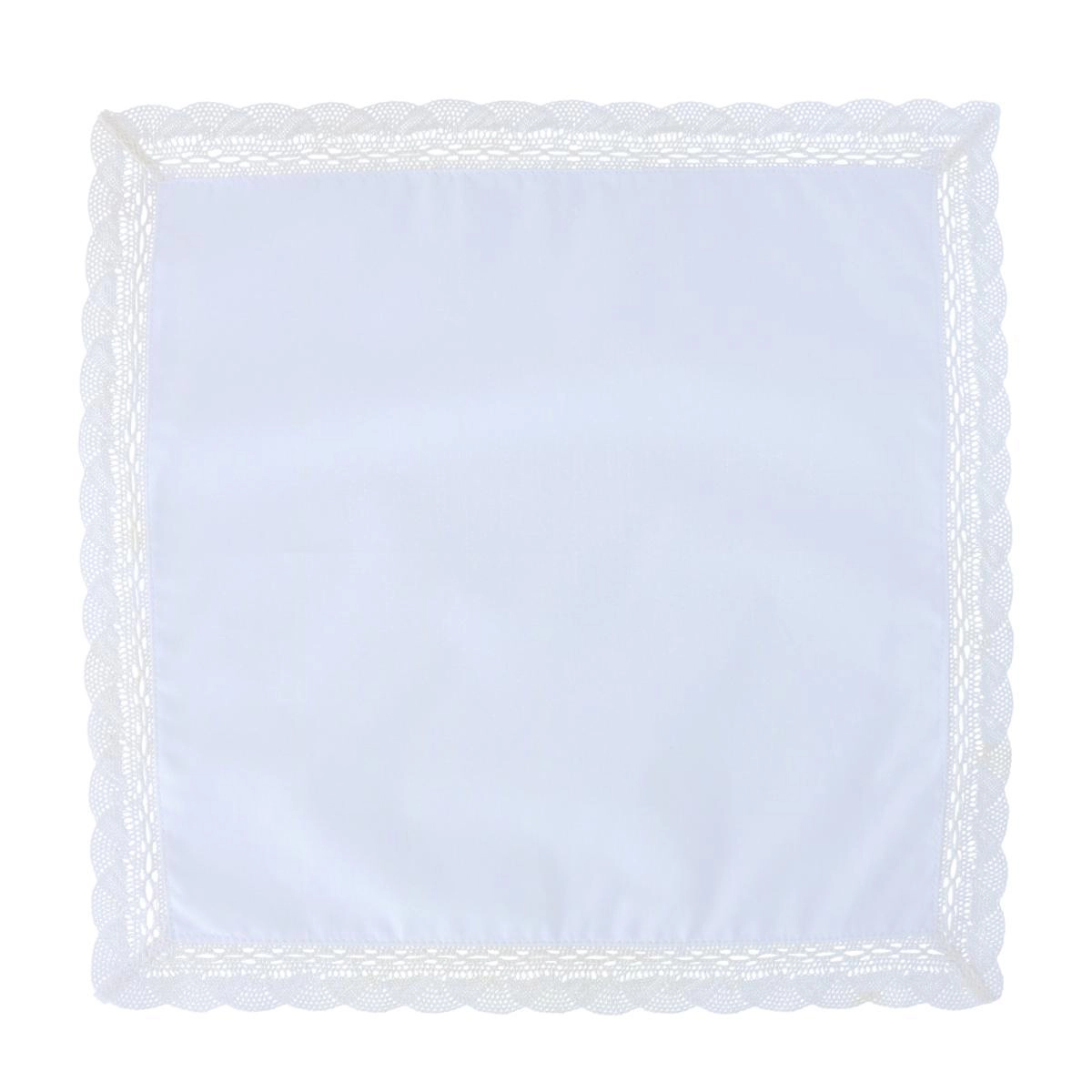 CTM Women's Audrey Grace Fan Lace Handkerchief