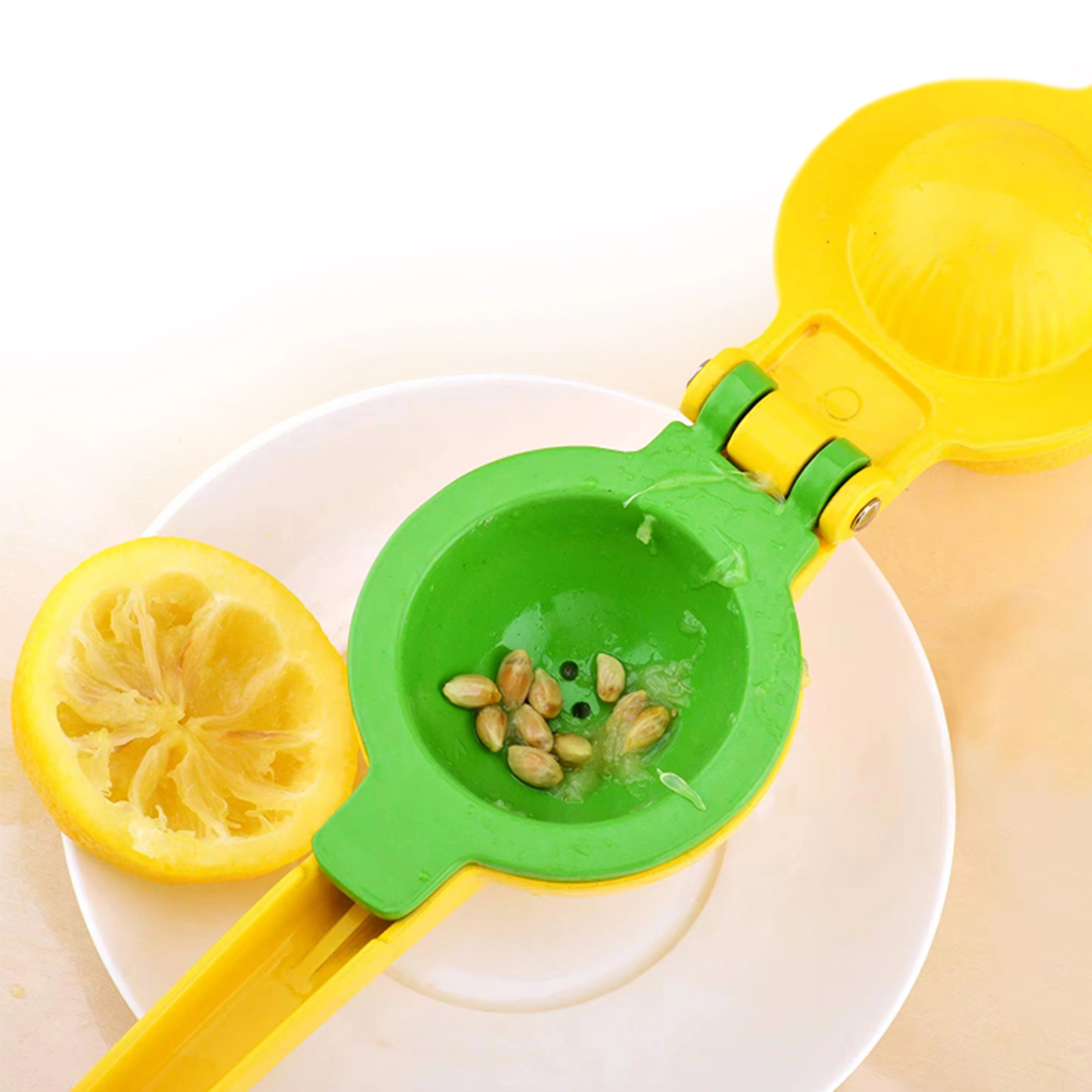 Cheer Collection Heavy-Duty Lemon & Lime Squeezer with Dual Strainers and Ergonomic Handle