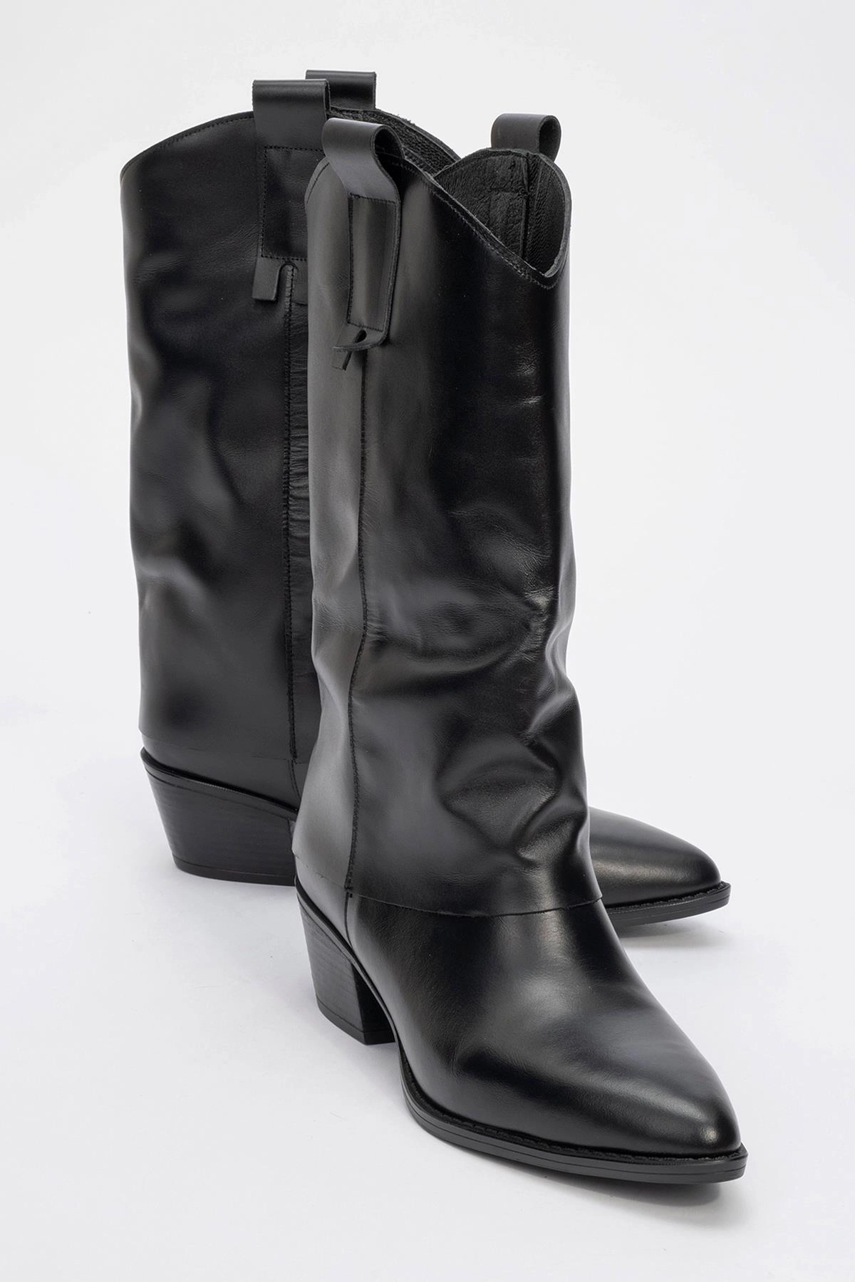 Forever & Always Womens Teodora Leather Block Heel Boots