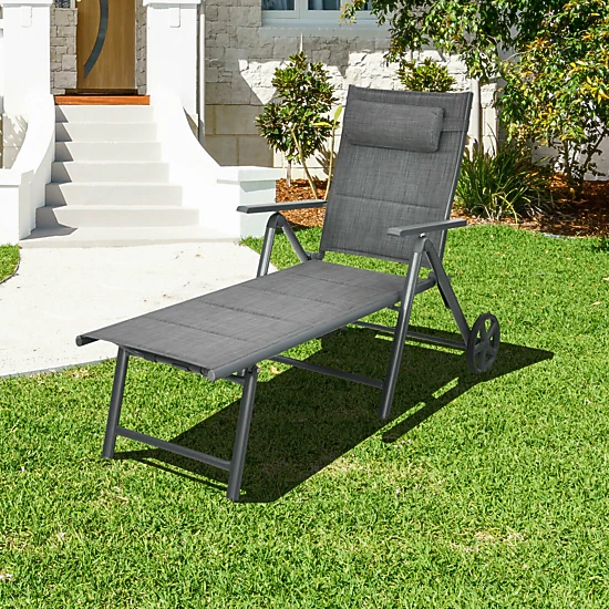 SUGIFT Adjustable Aluminum Patio Reclining Chaise Lounge Chair with Wheels 330-lb Capacity Gray