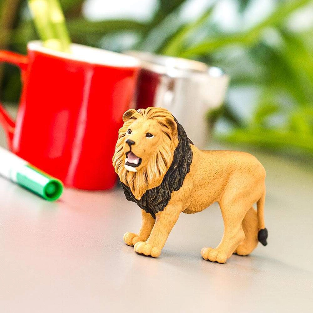 Safari Ltd. - Lion Kids Toy Figure